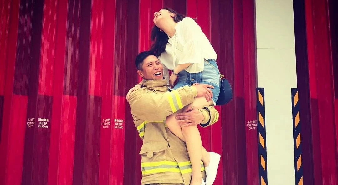 Ban gai nghen ngao tien 'sieu anh hung' cuu hoa Hong Kong hinh anh