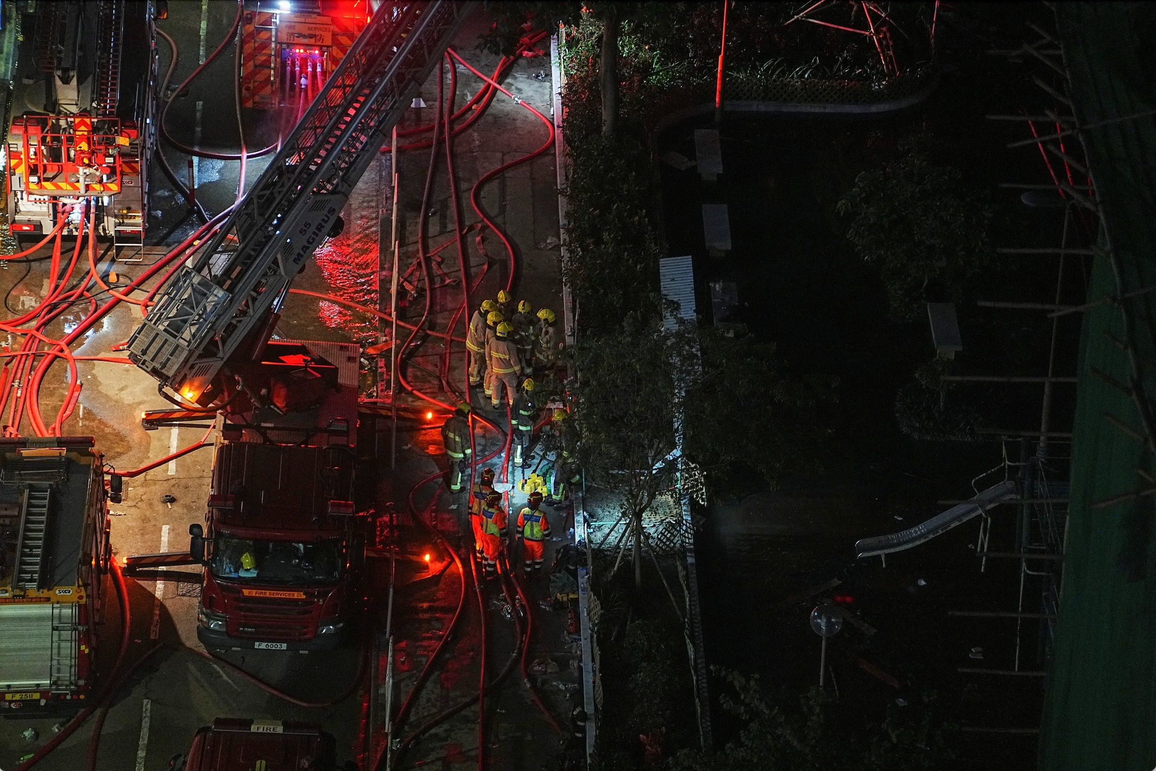 chay chung cu Hong Kong anh 17