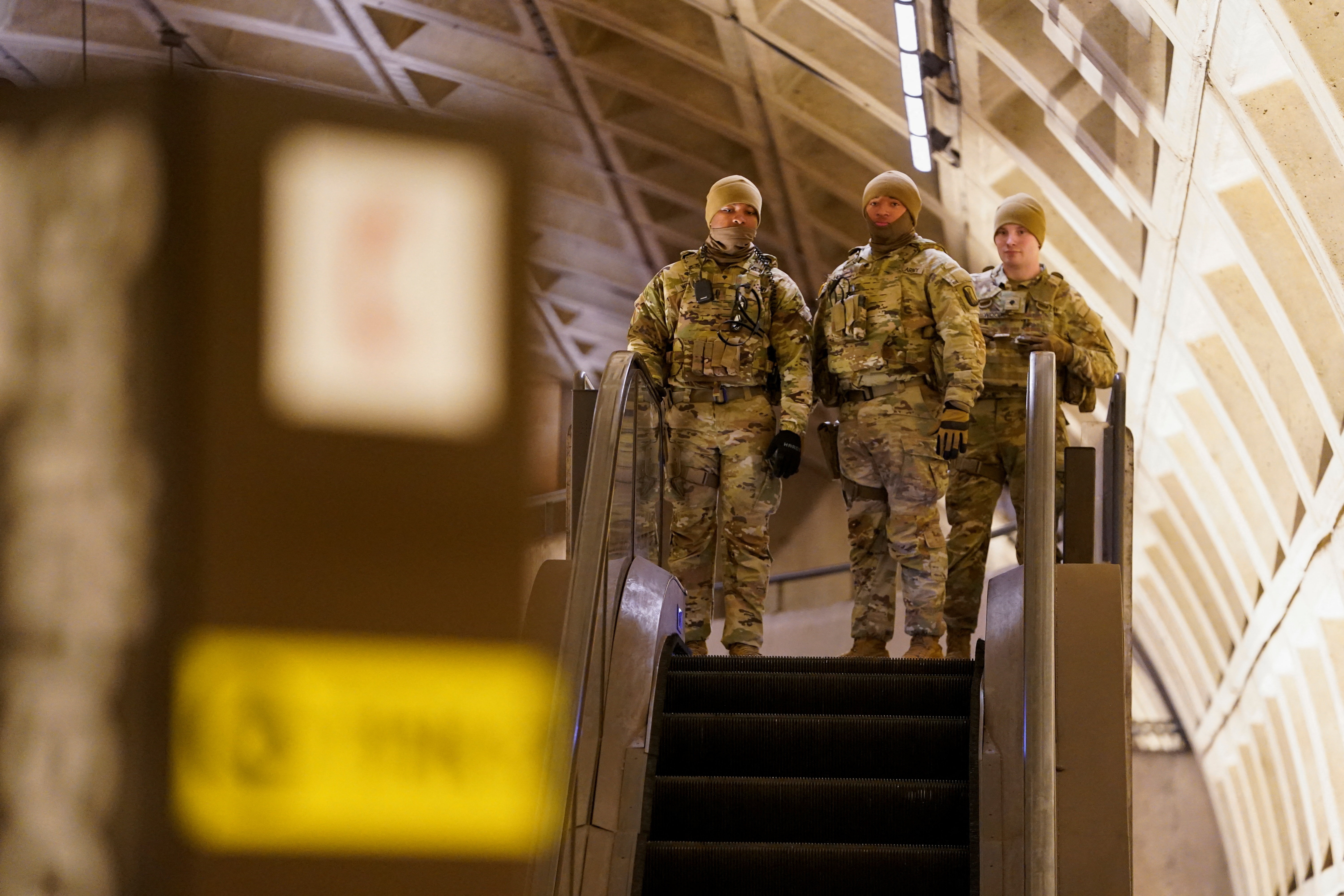 My dung xet duyet ti nan sau vu no sung gan Nha Trang hinh anh