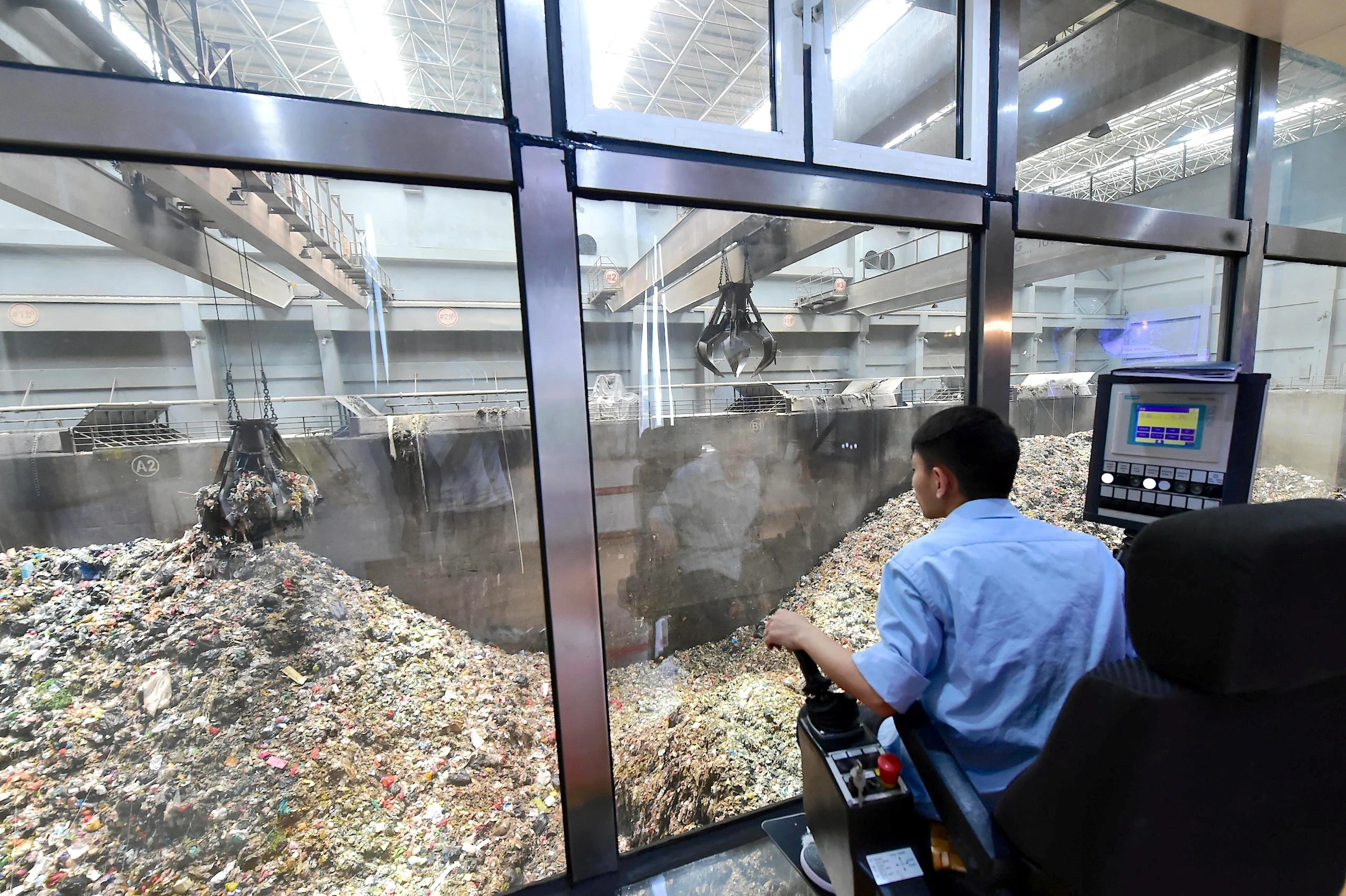 Trung Quoc bien rac toan cau thanh co hoi ty USD hinh anh