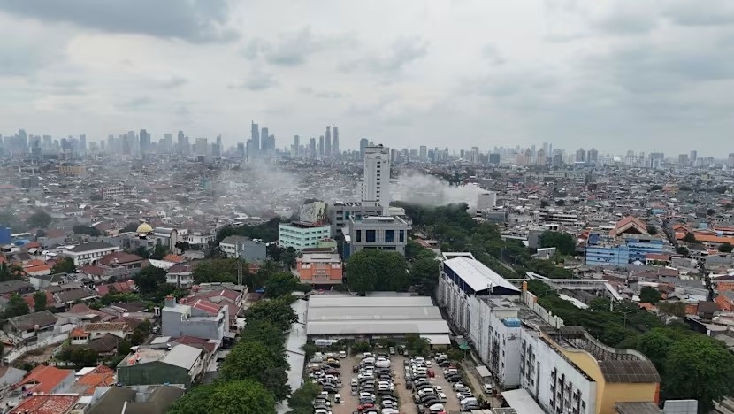 chay van phong o Indonesia anh 1