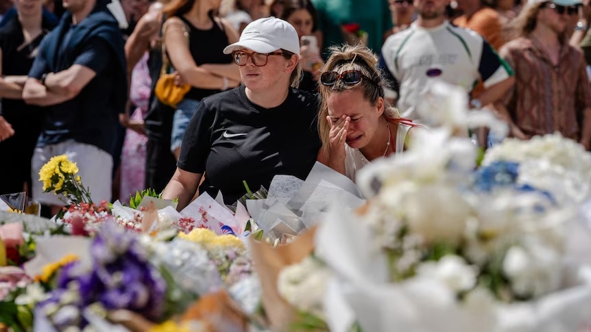 Nghi pham tham sat o Australia tung sang nuoc ngoai huan luyen hinh anh