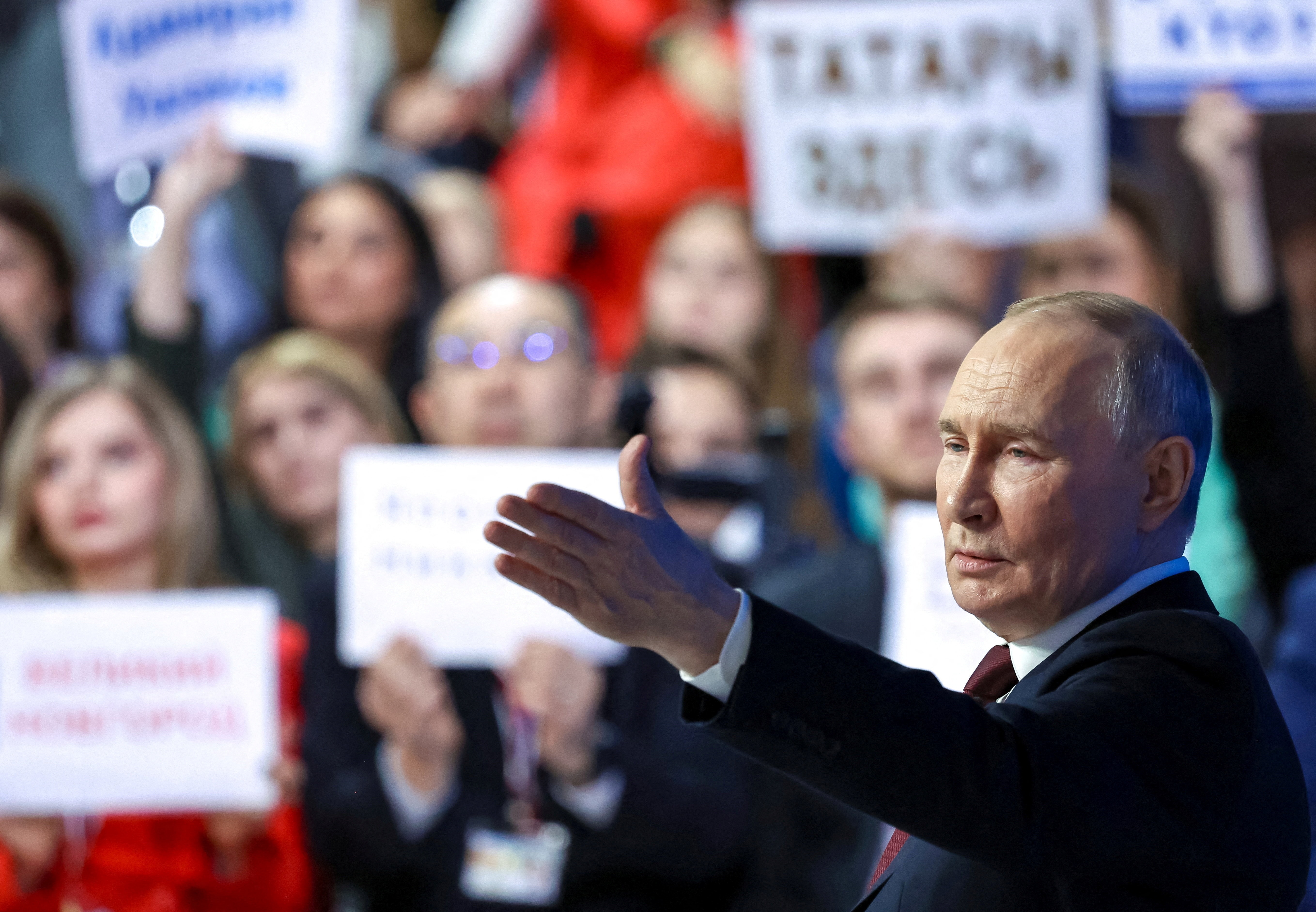 hop bao cuoi nam anh 1