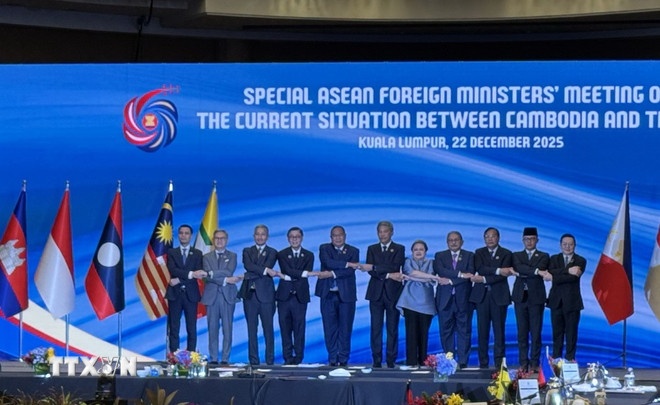 cang thang bien gioi anh 2