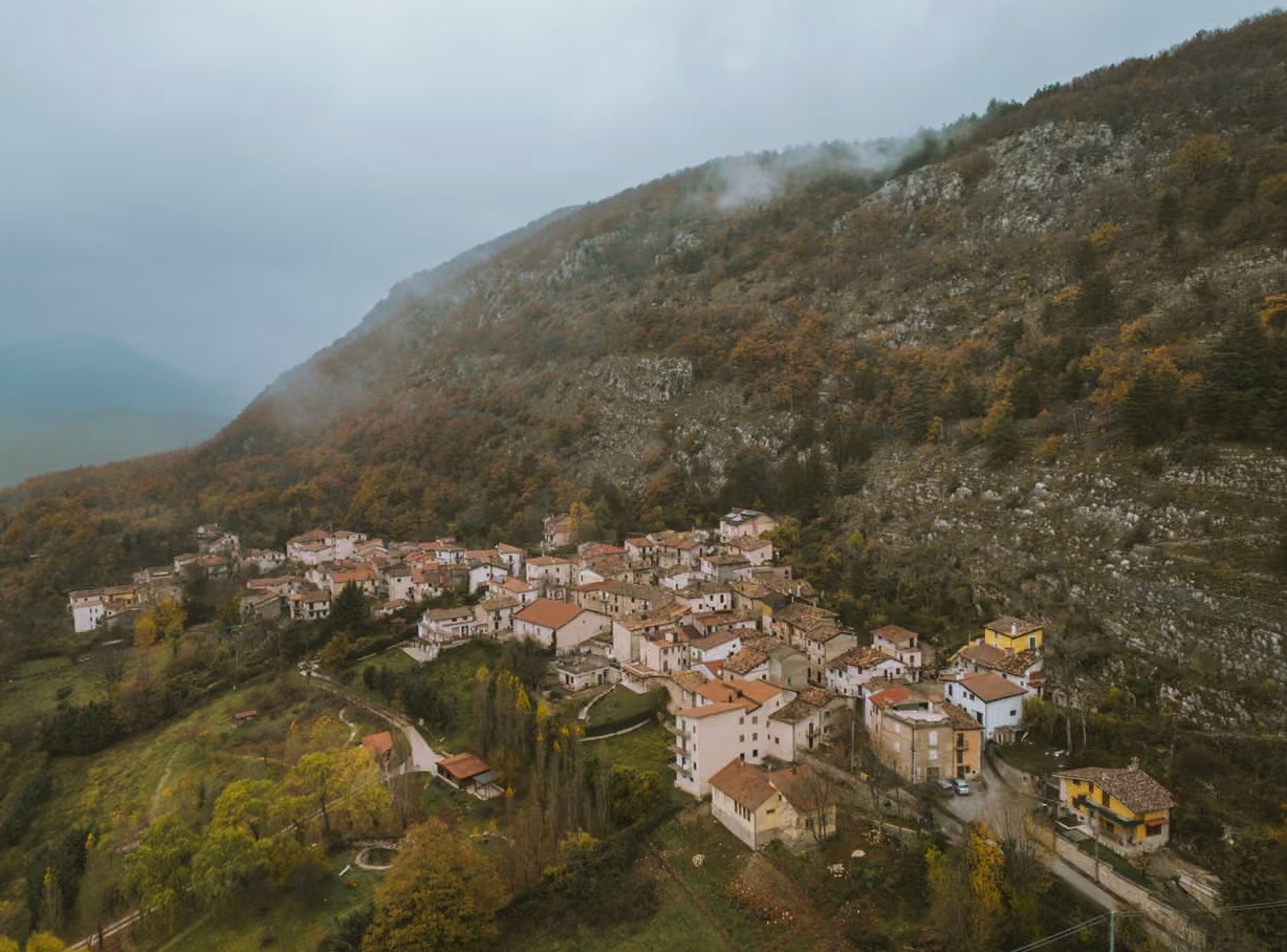 em be dau tien anh 1