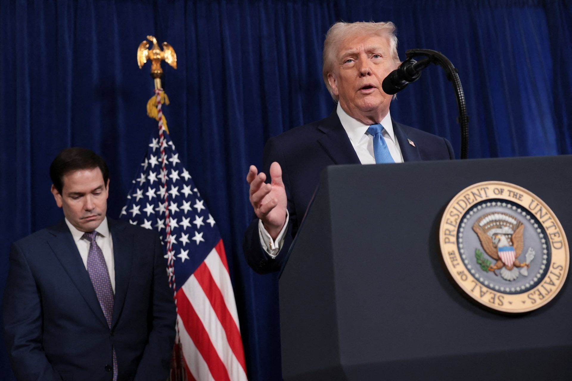 Ong Trump tuyen bo My 'dang kiem soat' Venezuela hinh anh