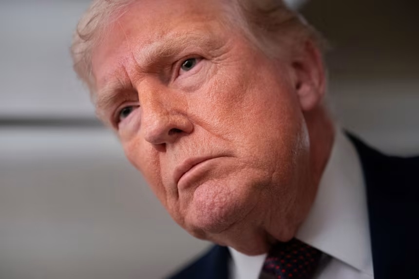 Dieu gi co the can buoc ong Trump? hinh anh