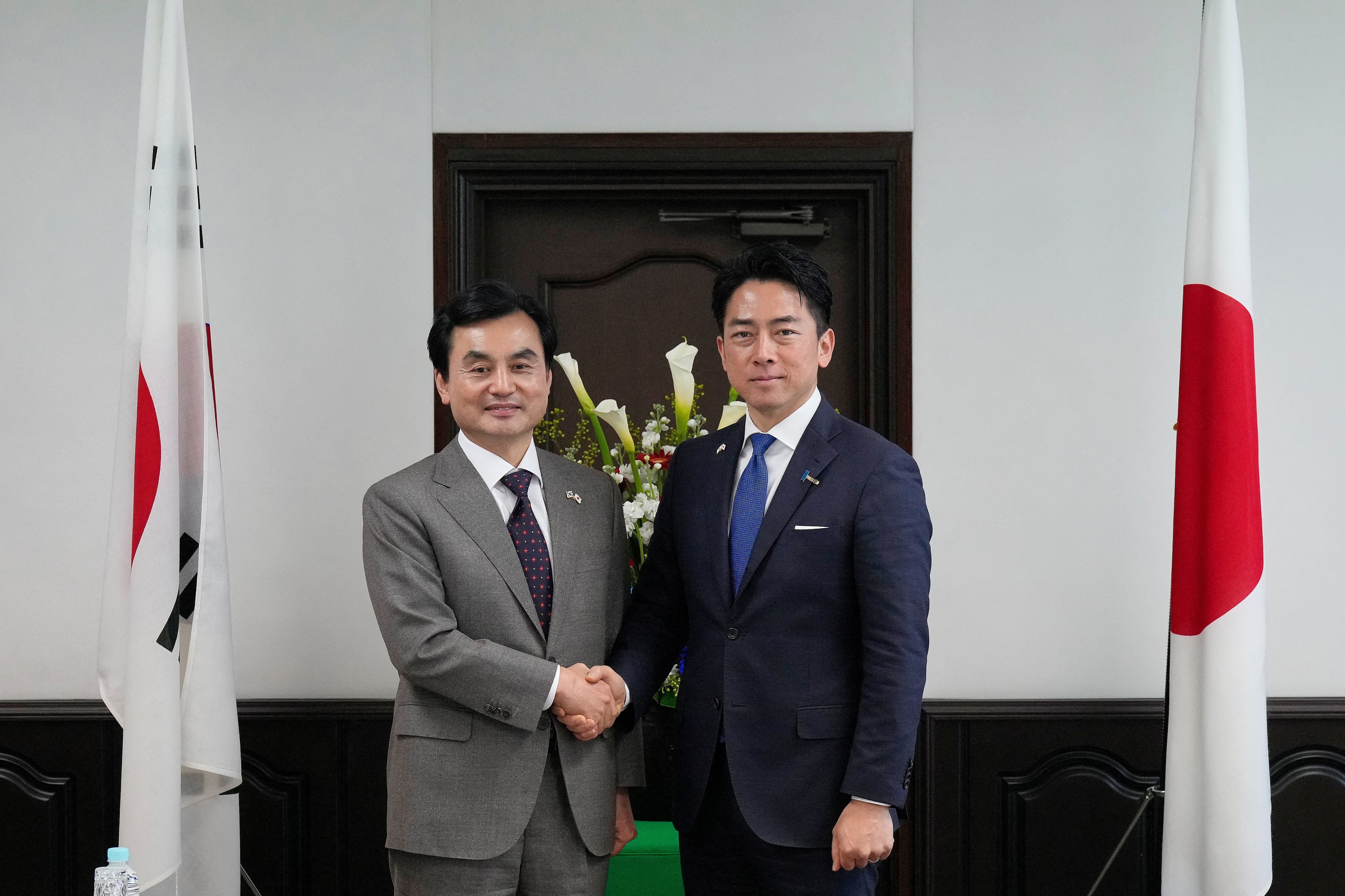 giao luu bong ban anh 2