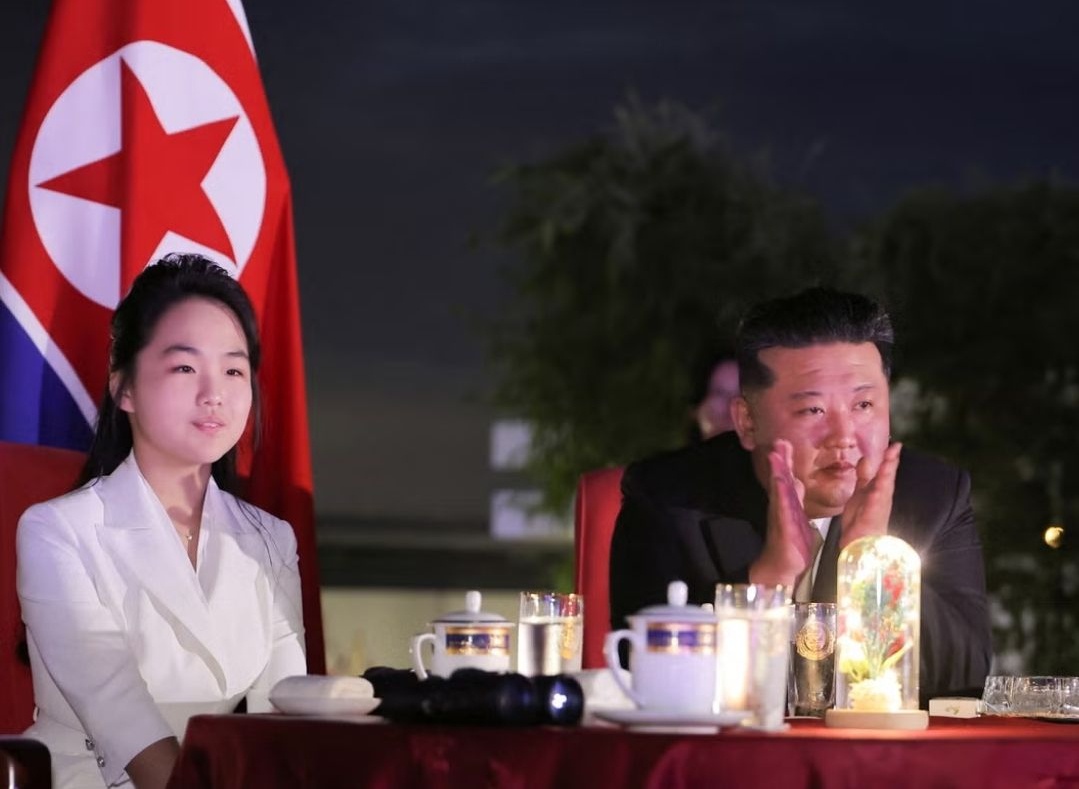 Ai nu nha ong Kim Jong-un qua nhung lan xuat hien day an y hinh anh