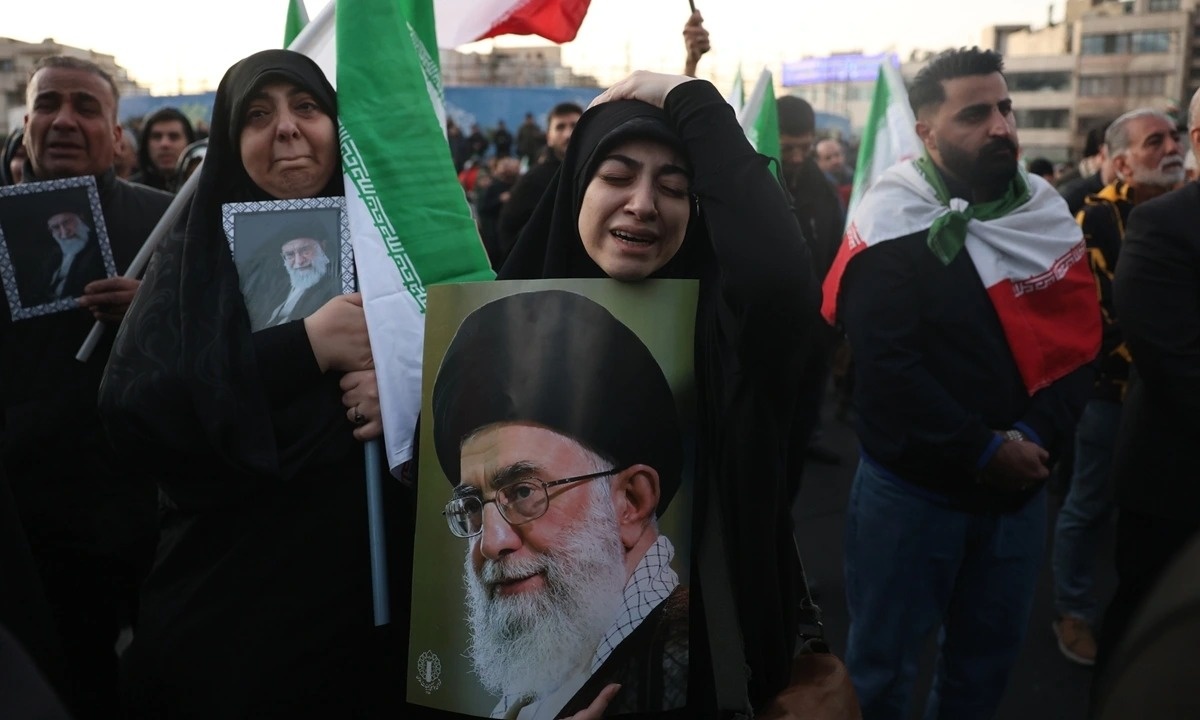 Trung Quoc bat dau dua cong dan roi Iran hinh anh