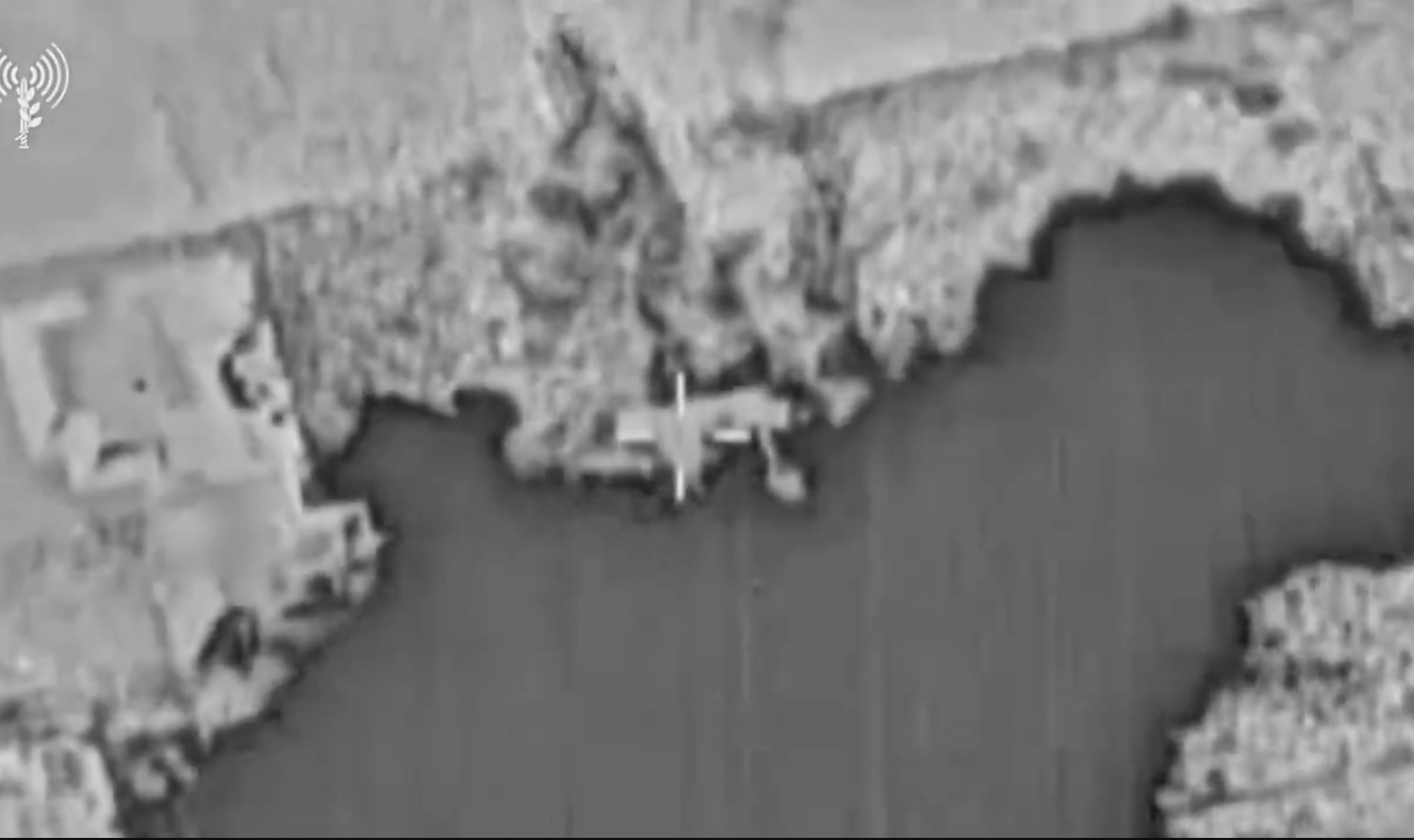 Israel tap kich thang he thong phong khong Iran hinh anh