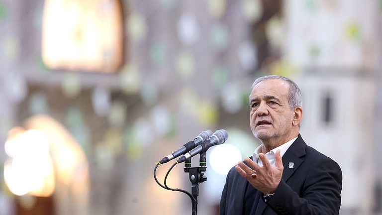 Tong thong Iran xin loi lang gieng vung Vinh, tuyen bo khong dau hang hinh anh