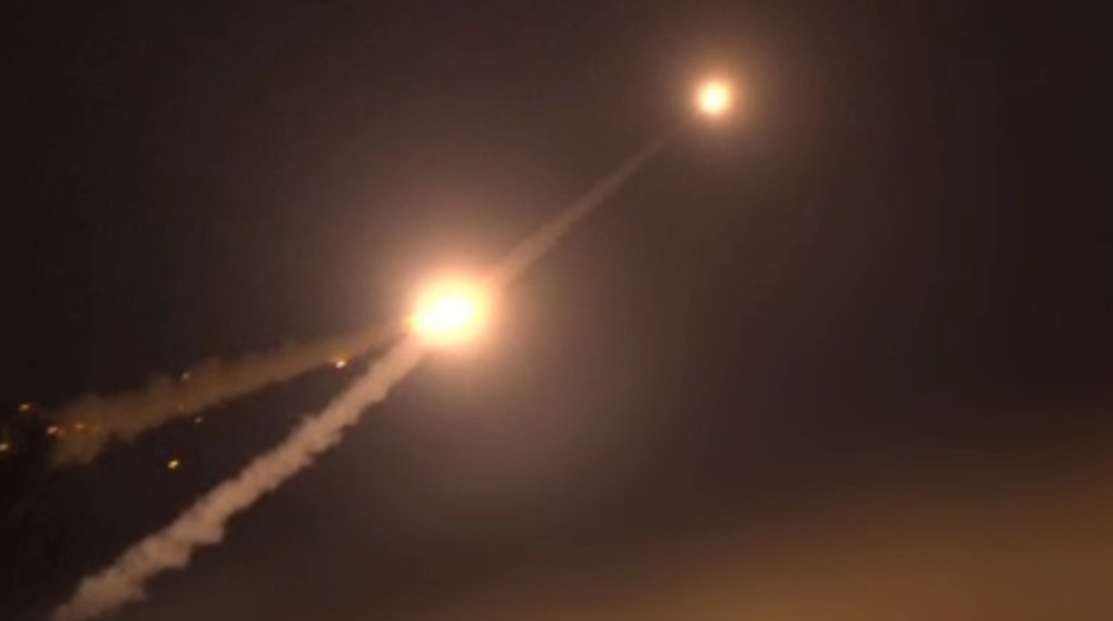 Iran phong ten lua dan dao Kheibar vao cac can cu My - Israel hinh anh