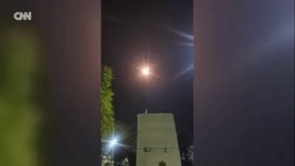 Ten lua Iran danh trung cong trinh o mien nam Israel hinh anh