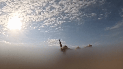 Iran phong dot ten lua moi sau khi ong Trump thuc ep chot thoa thuan hinh anh