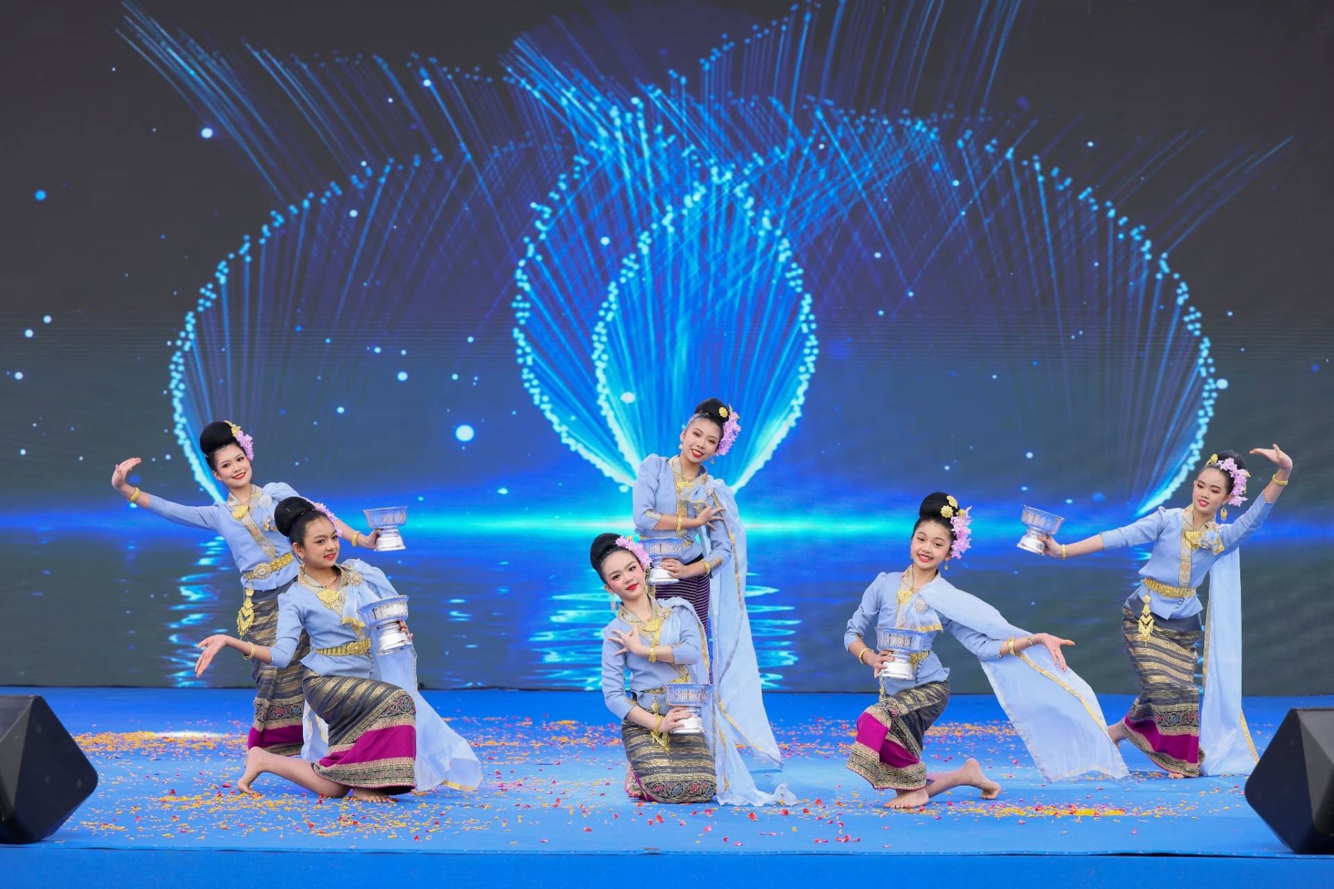 Ky niem 50 nam quan he Viet Nam - Thai Lan: Nhip dieu sang tao hinh anh