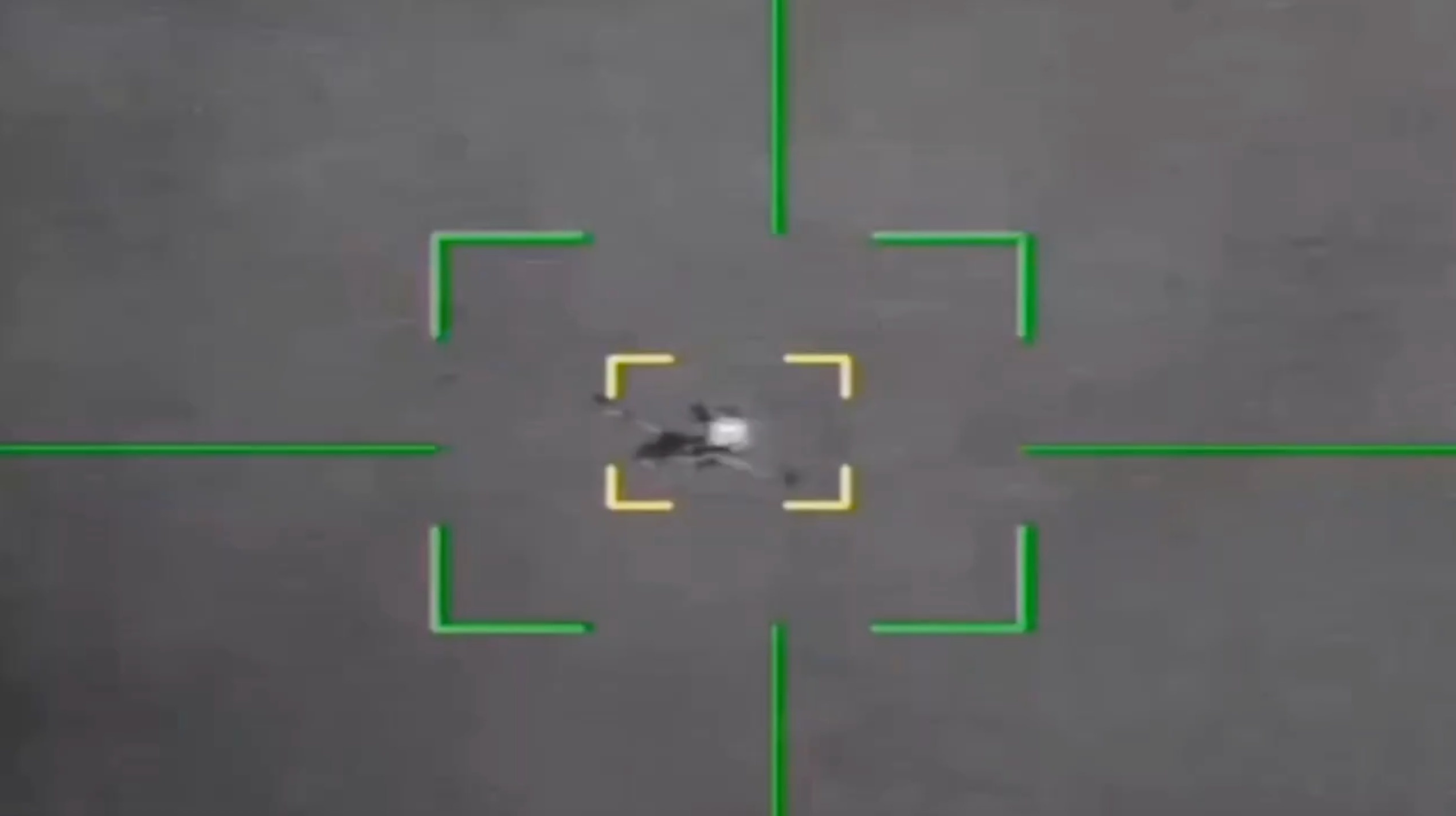 Khoanh khac cuong kich A-10 cua My trung ten lua Iran hinh anh