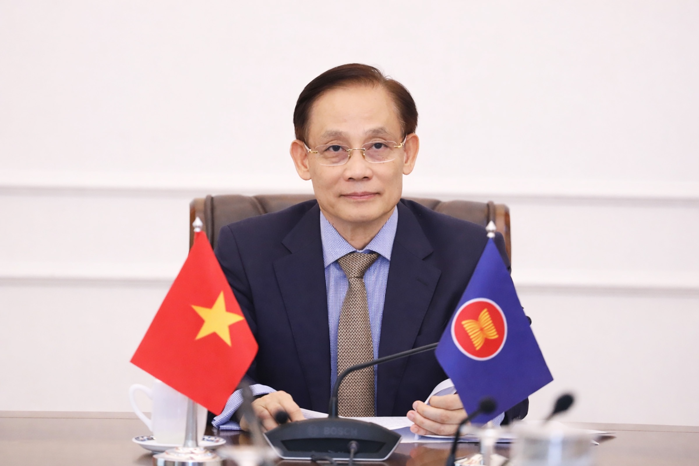 Viet Nam dua kien nghi tai Hoi nghi ASEAN dac biet ve Trung Dong hinh anh