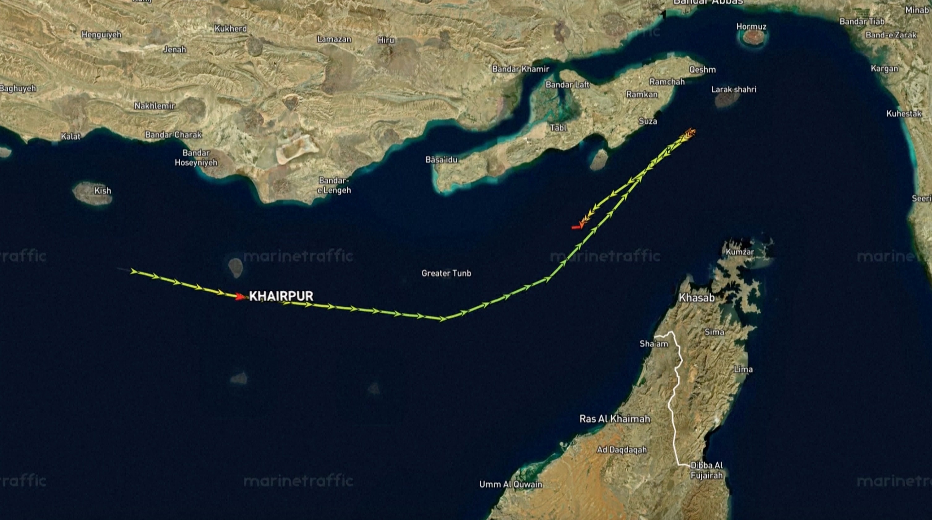 Tau cho dau quay dau hang loat tai eo bien Hormuz hinh anh