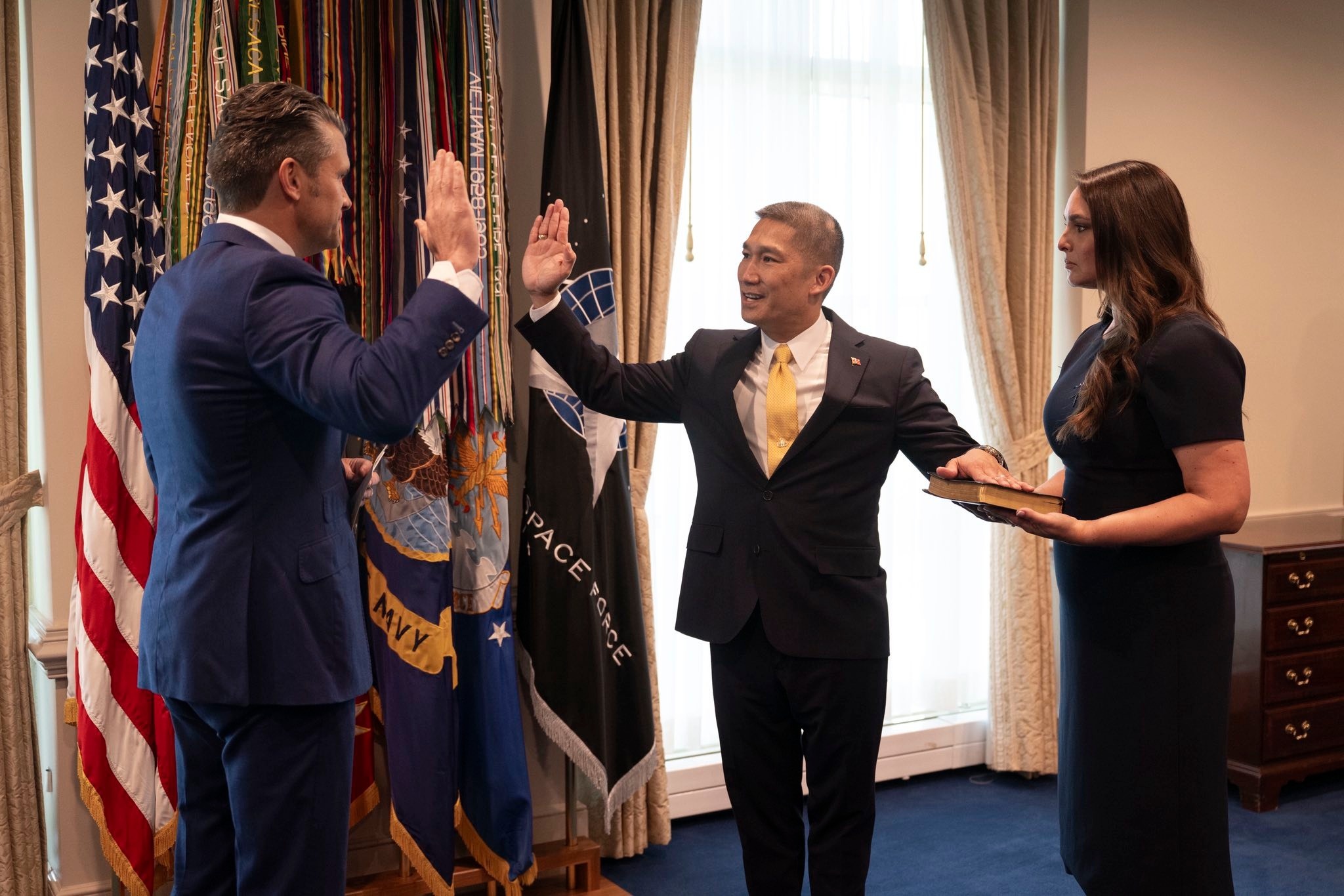 Bo truong Hai quan My anh 2