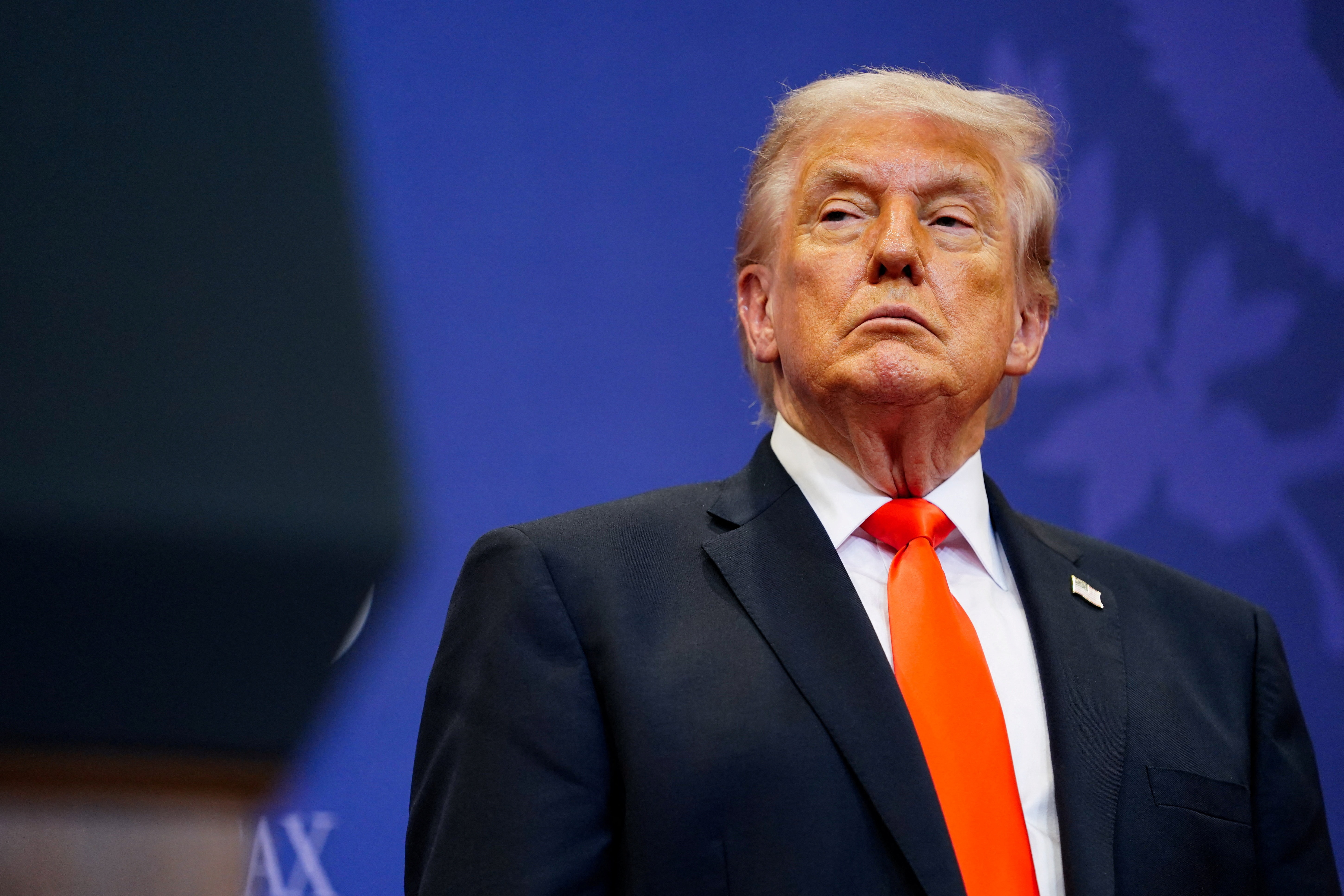 Ong Trump tuyen bo xung dot Iran 'da cham dut' hinh anh