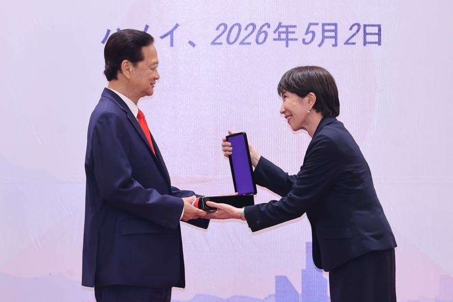 Huan chuong Mat troi moc anh 5