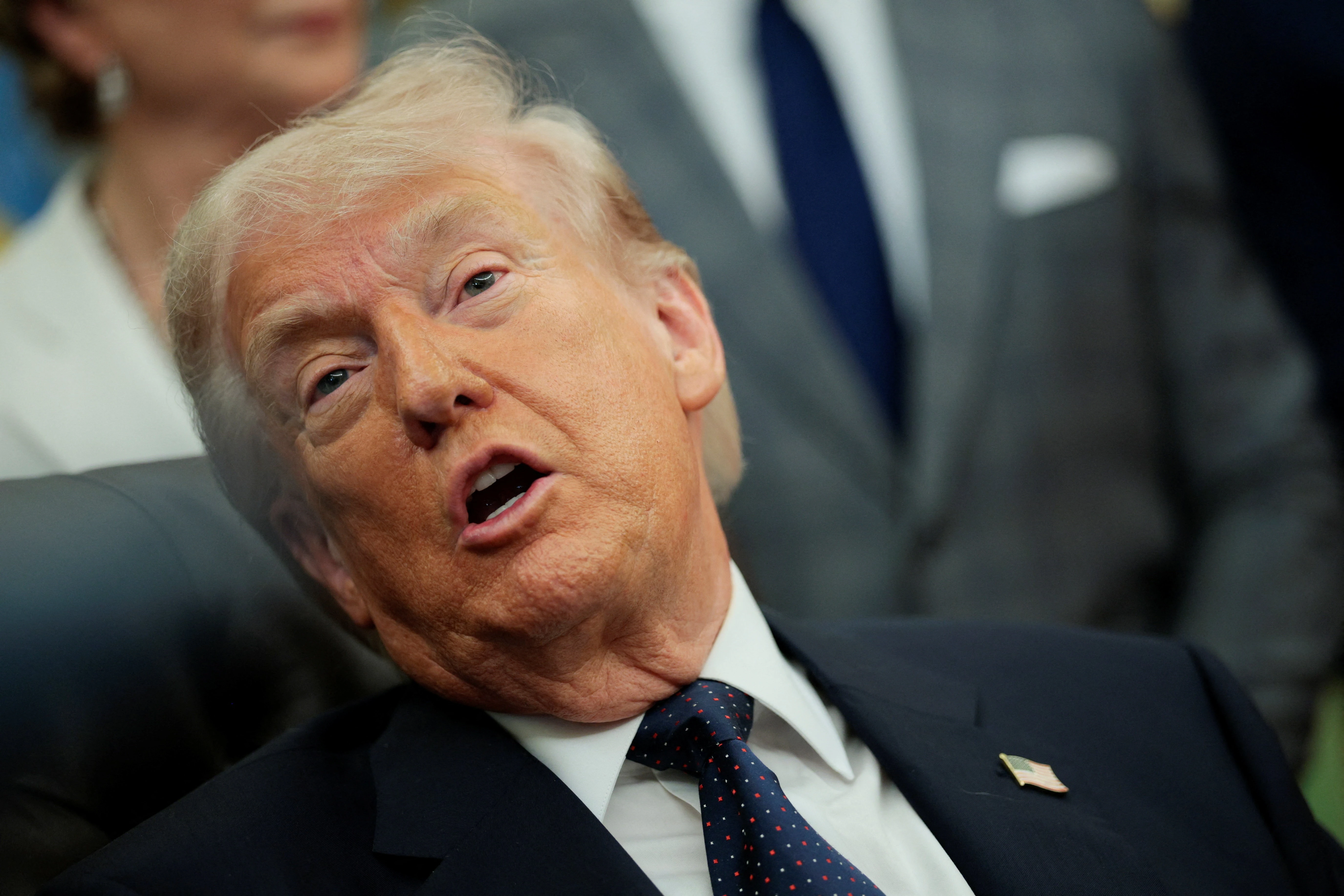Ong Trump tiet lo chi tap the duc toi da 1 phut moi ngay hinh anh