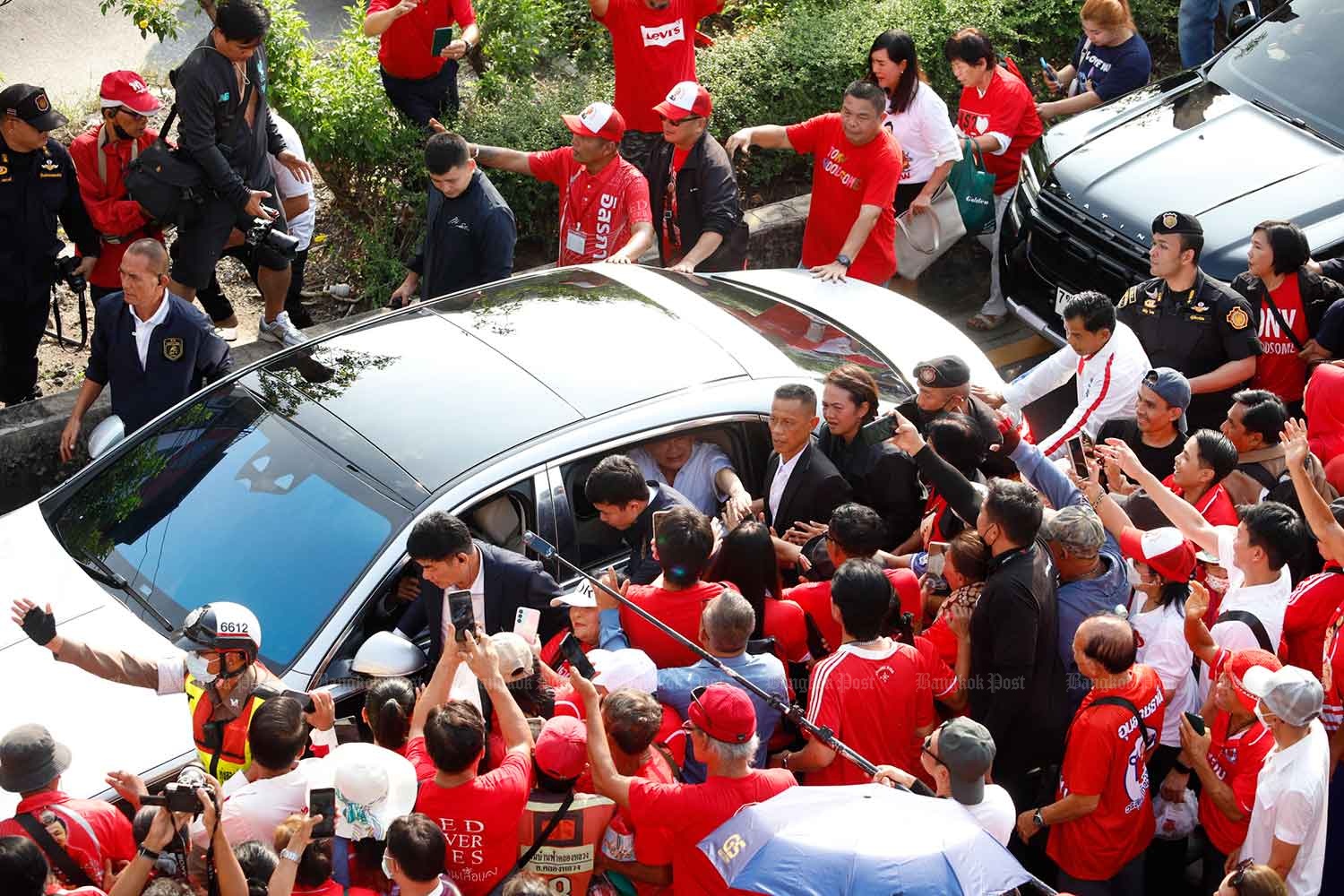 ông Thaksin ảnh 2 ong Thaksin anh 2