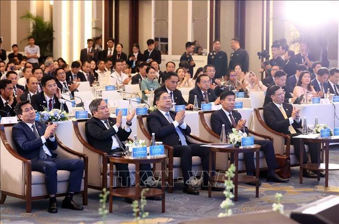 Dien dan Tuong lai ASEAN anh 2