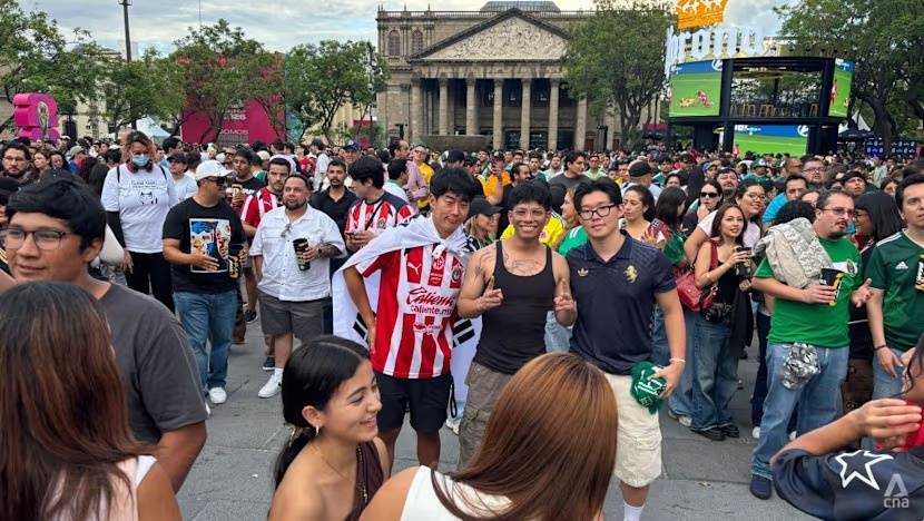 Tinh ban World Cup ky la giua Mexico va Han Quoc hinh anh