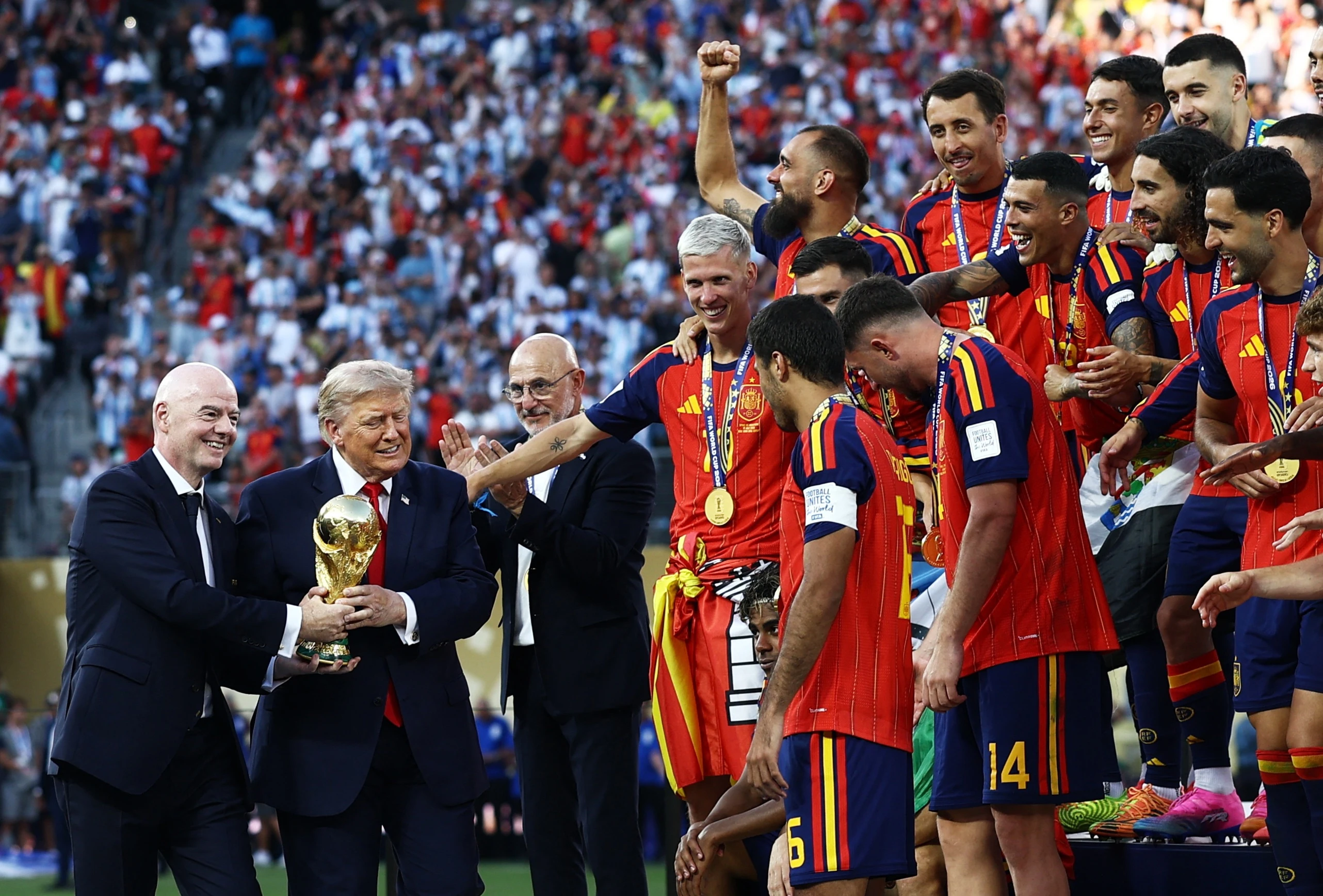 FIFA kiếm tiền từ World Cup 2026 bằng những cách chưa từng có