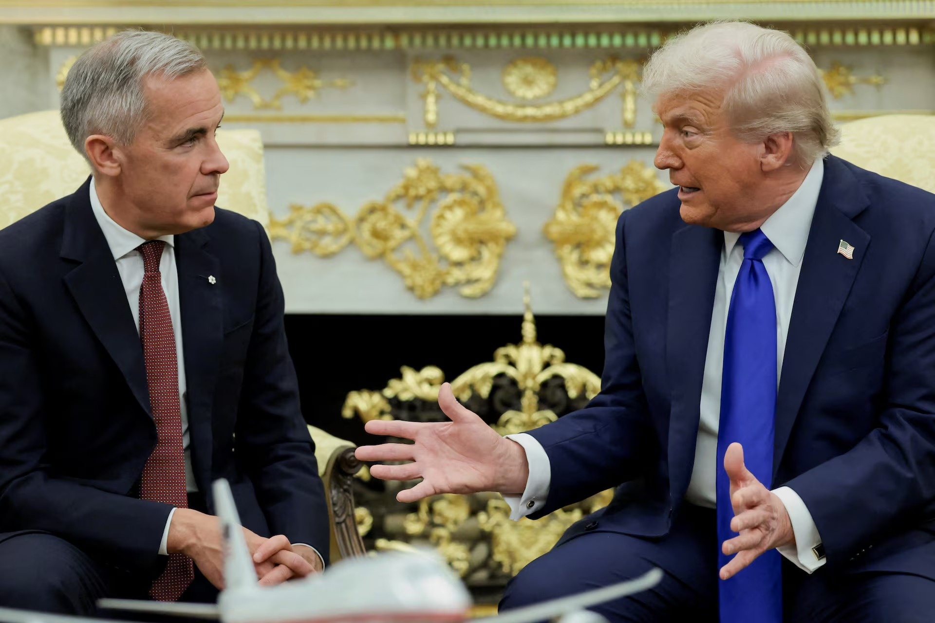 Ông Trump tuyên bố Mỹ hoãn áp thuế 50% với Canada