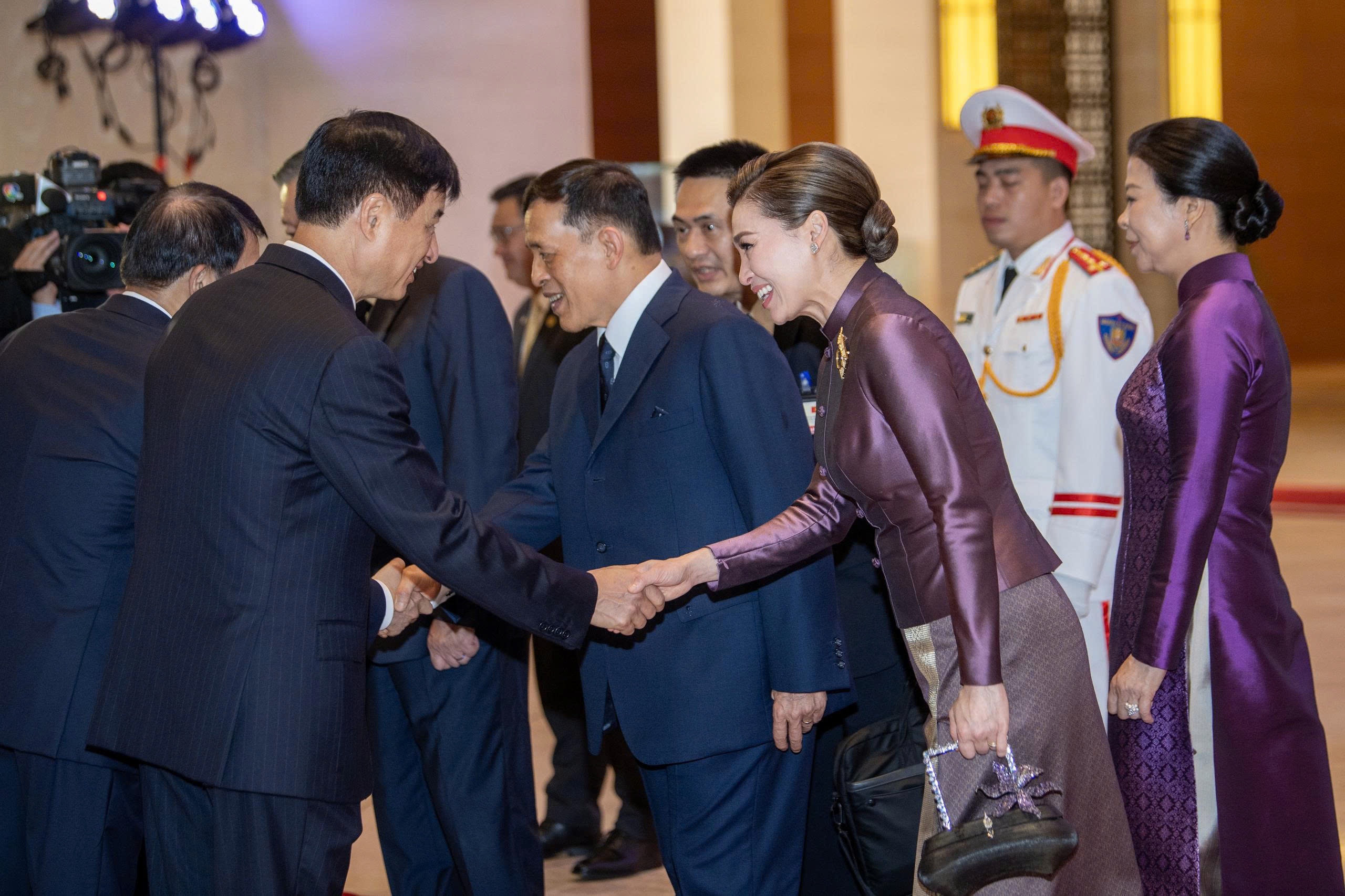 Nh&agrave; vua Th&aacute;i Lan ảnh 4