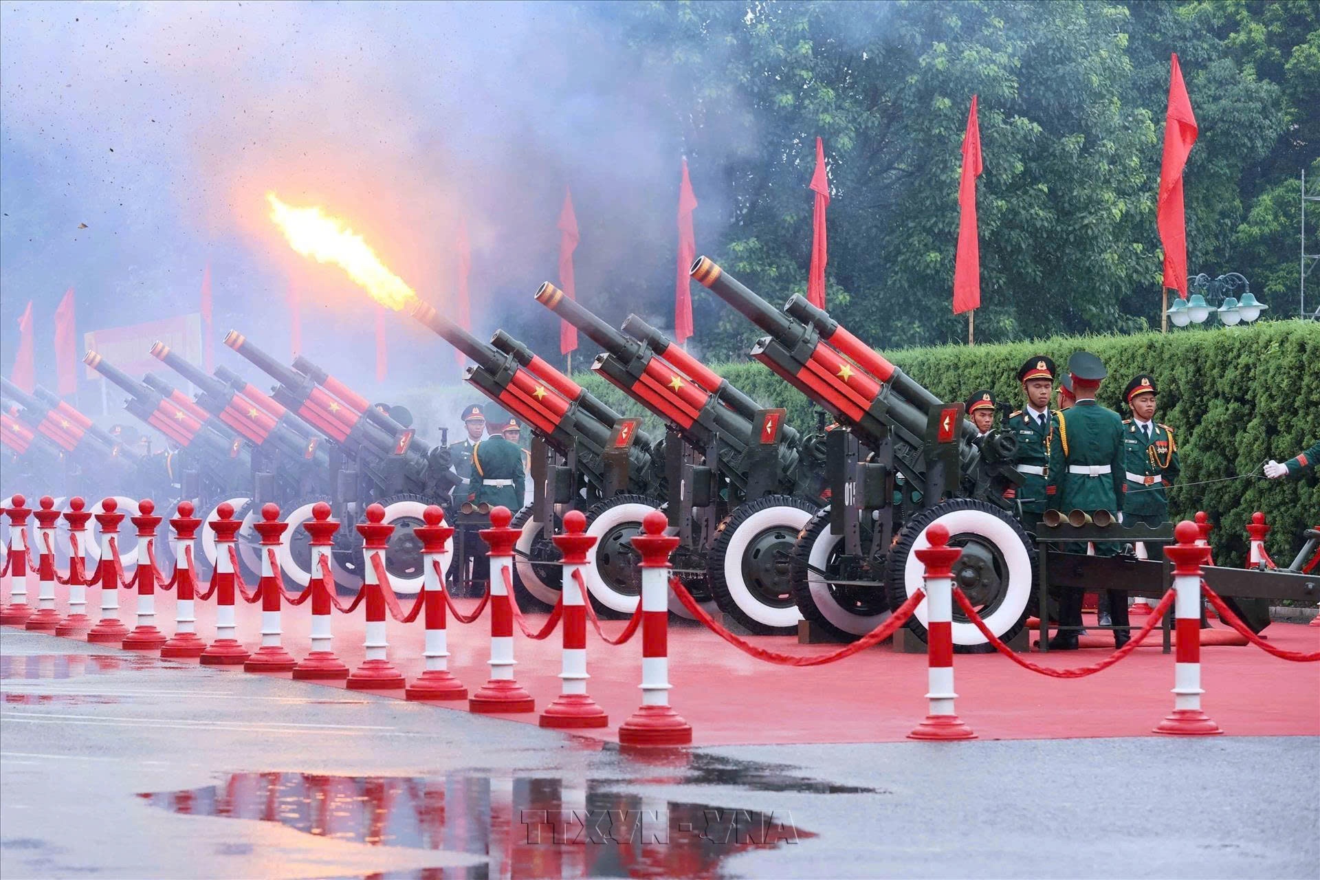 Nh&agrave; vua Th&aacute;i Lan ảnh 7