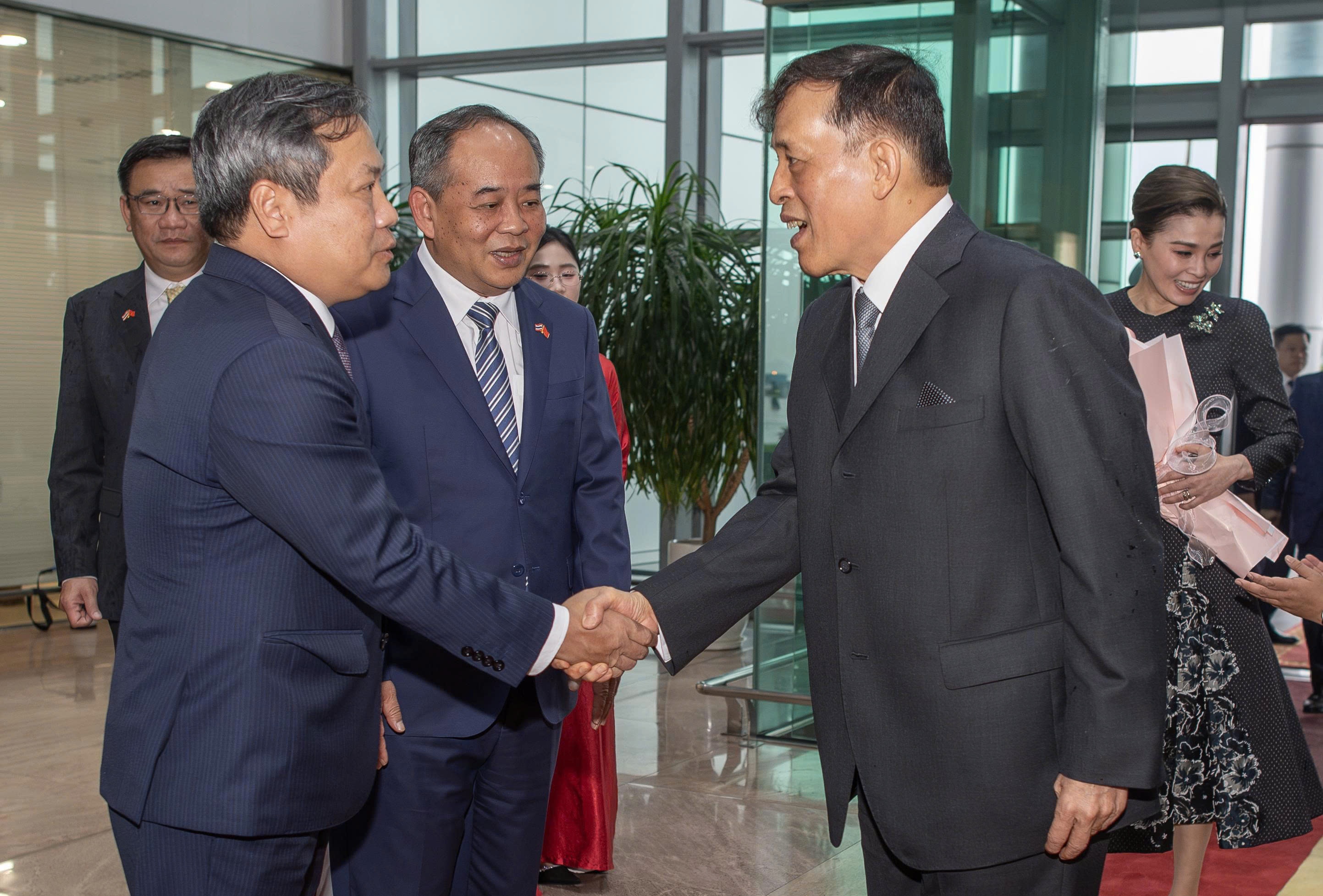 Nhà vua Thái Lan ảnh 8 Nhà vua Thái Lan ảnh 8