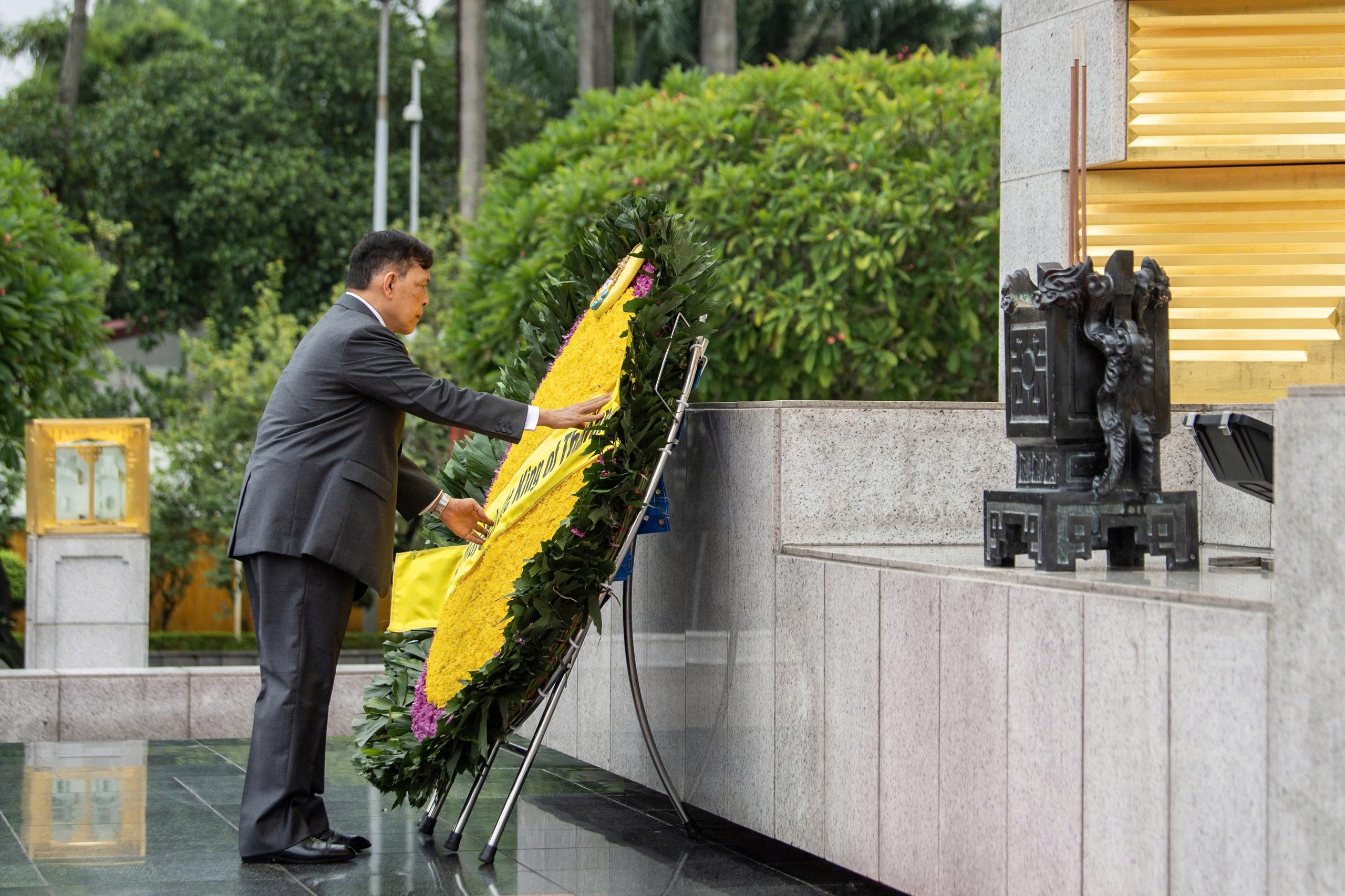 Nhà vua Thái Lan ảnh 6 Nhà vua Thái Lan ảnh 6