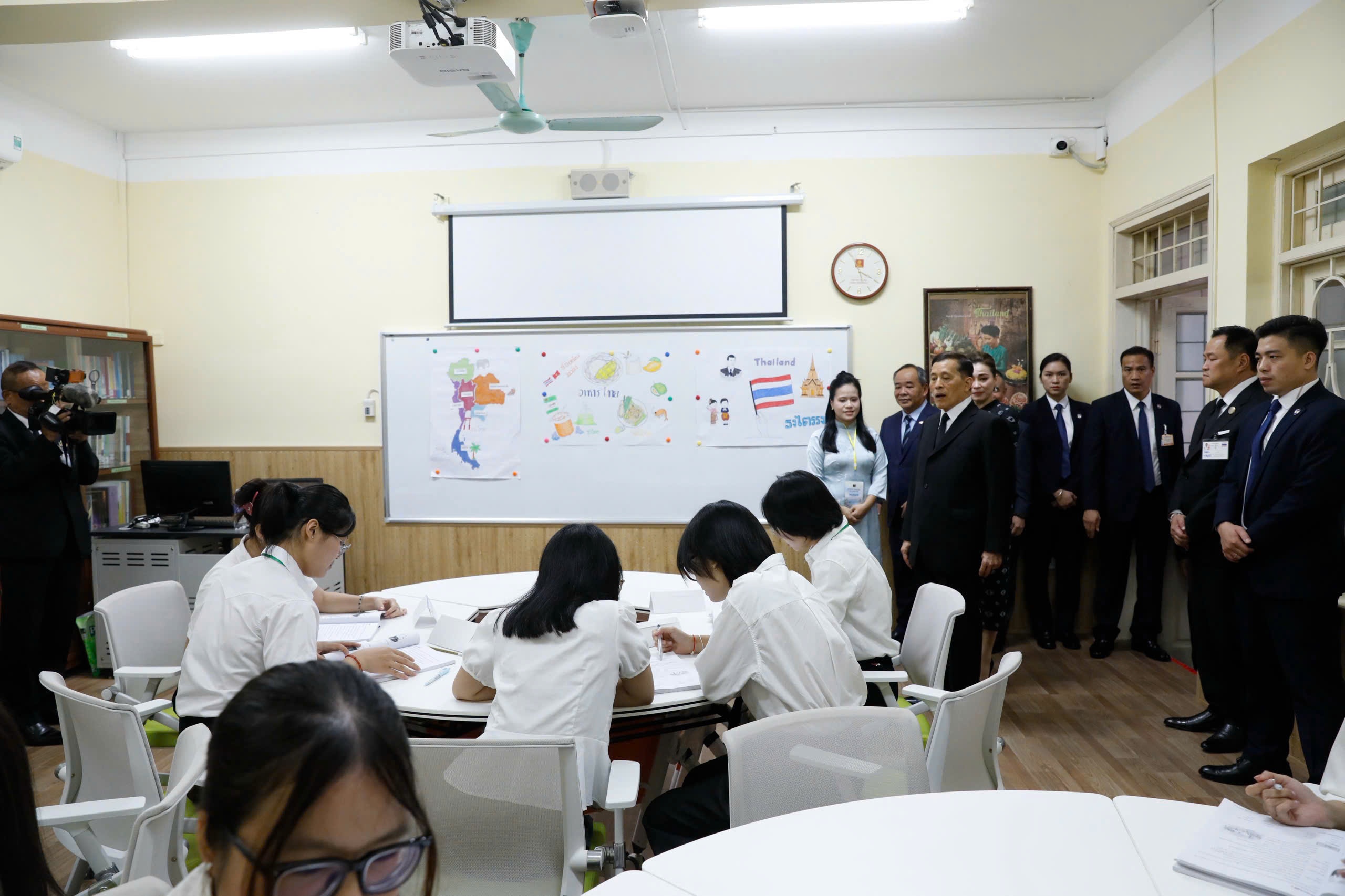 Nh&agrave; vua Th&aacute;i Lan ảnh 6