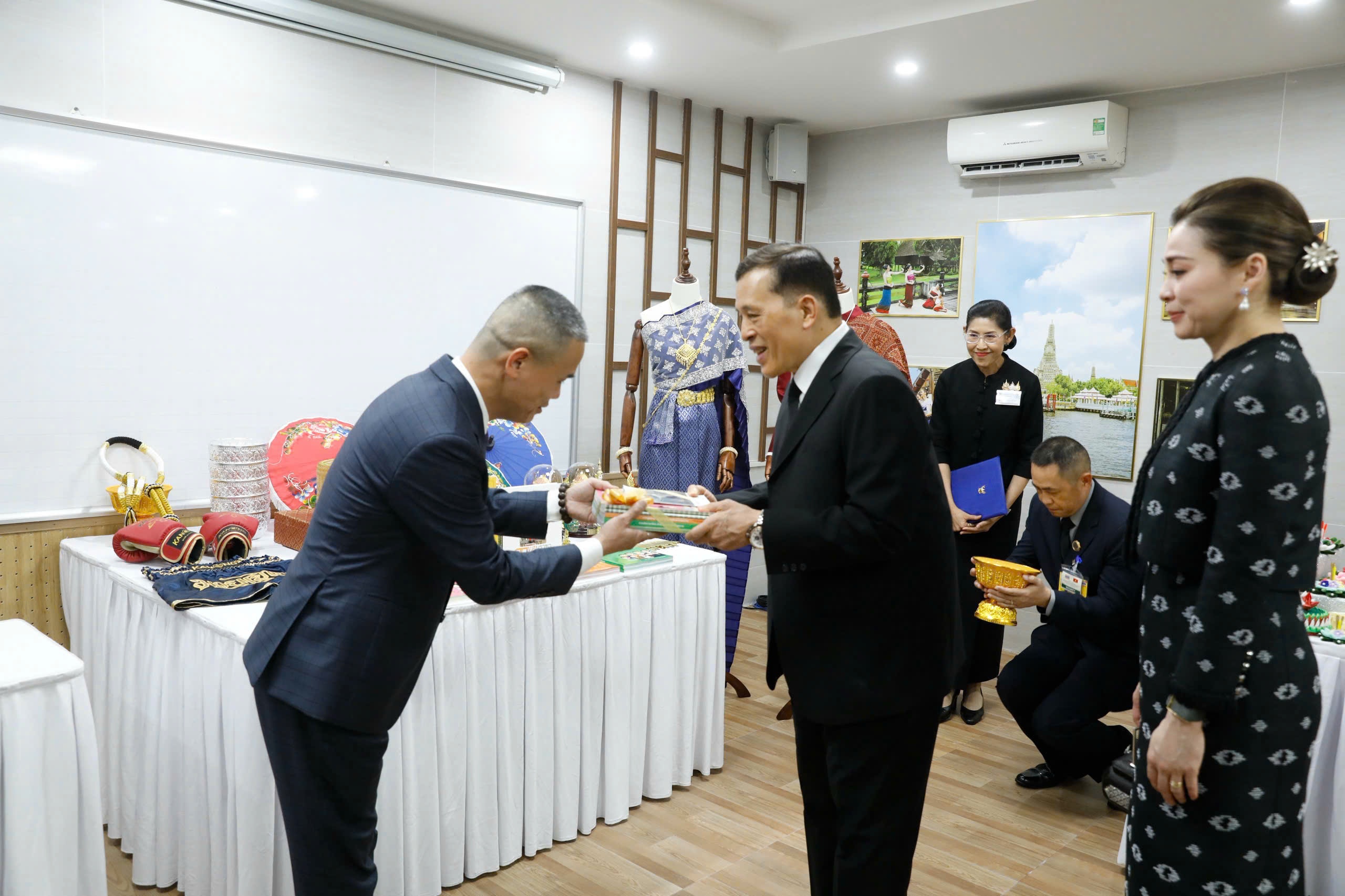 Nh&agrave; vua Th&aacute;i Lan ảnh 8