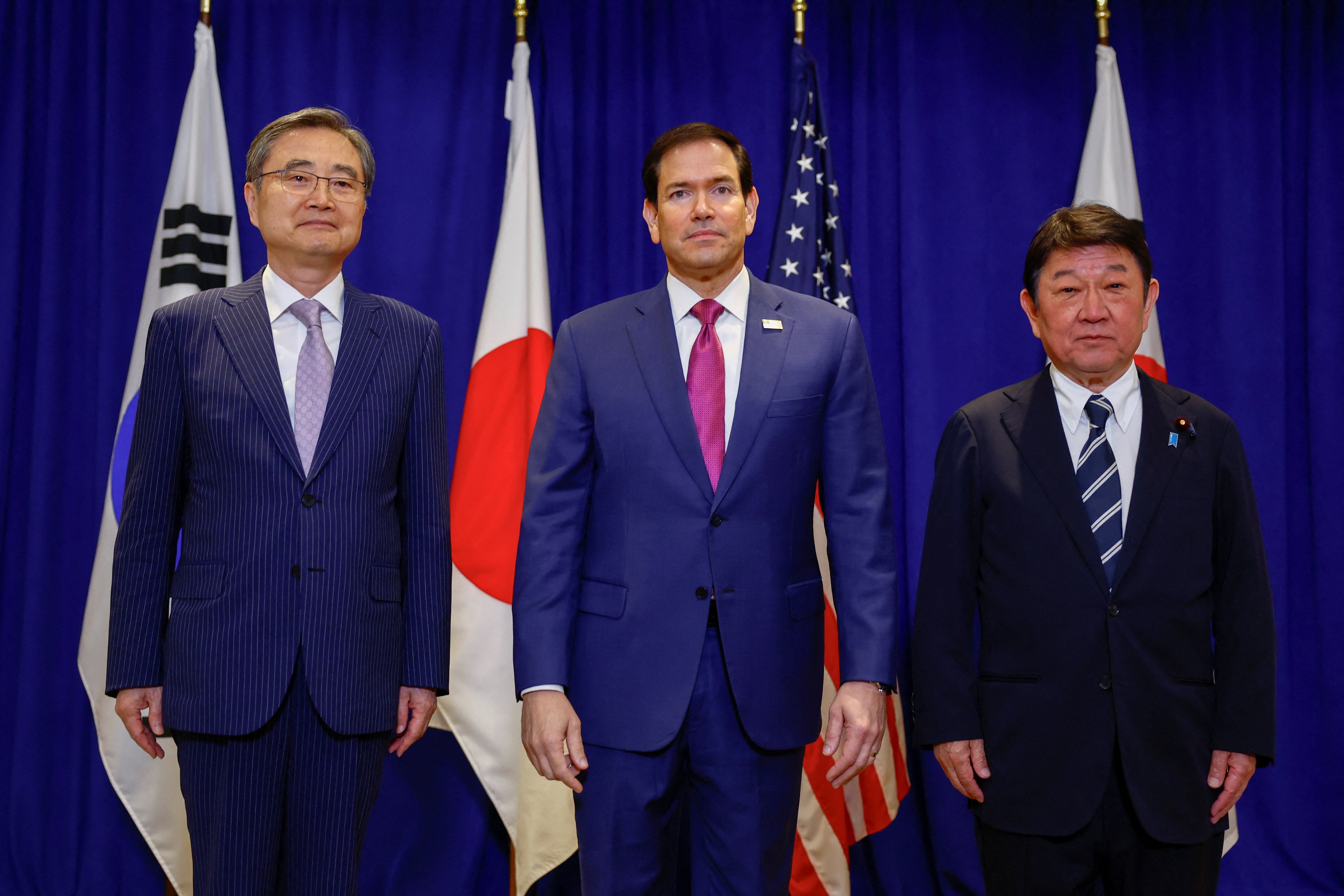 Mỹ khởi động cơ chế mới với hai đồng minh châu Á