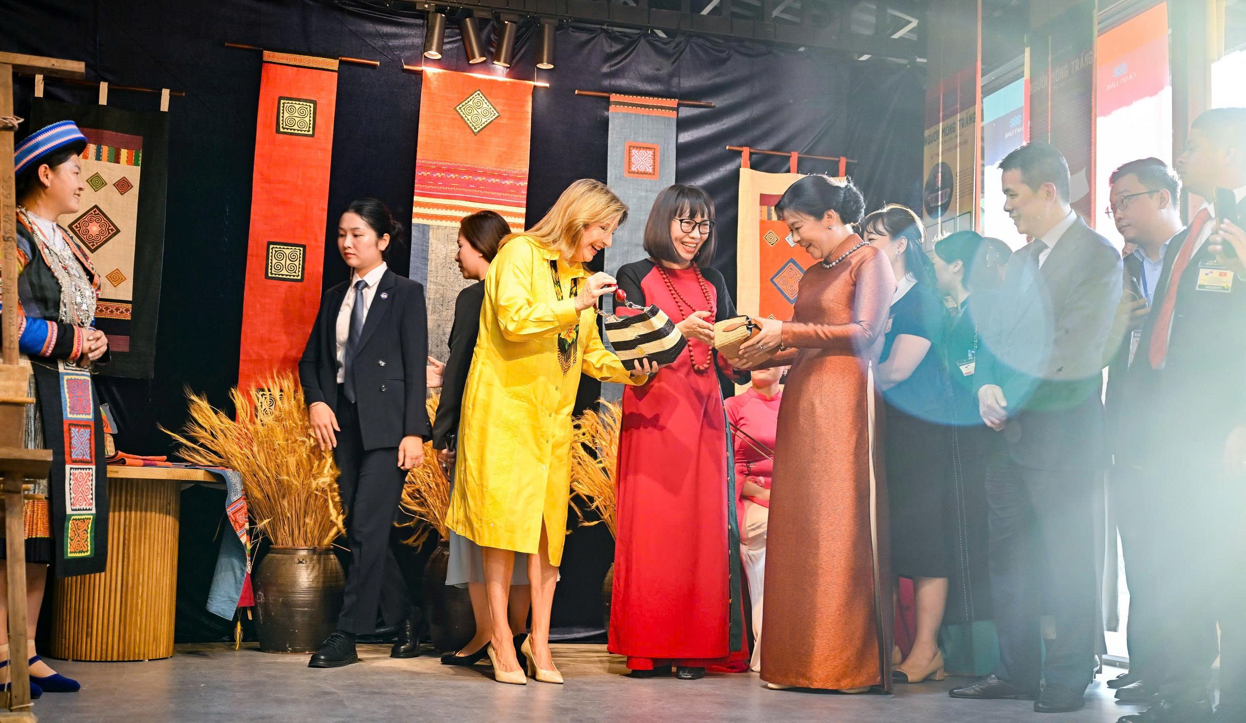 The First Lady of Panama (photo 1) Phu nhân Tổng thống Panama ảnh 1