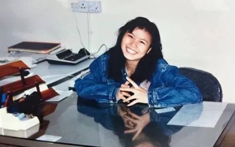 nữ tỷ ph&uacute; ảnh 2