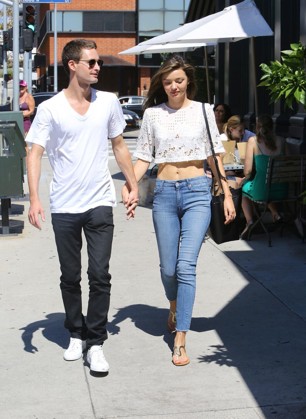 Sao chia tay gay tiec nuoi anh 14