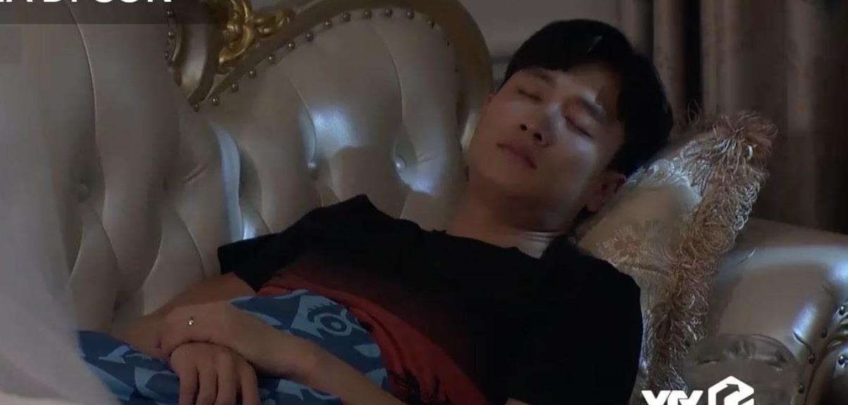 'Ve nha di con' tap 63: Vu long ngong pha sua cho con, quan tam Thu hinh anh