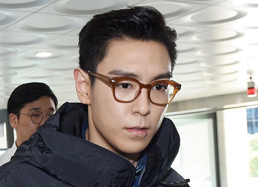 T.O.P (Big Bang) bi len an sau khi dang anh tren mang xa hoi hinh anh