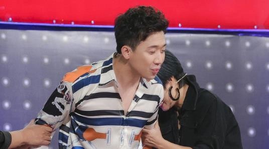 Tran Thanh bat trend 'Chi hieu hong?', bi thi sinh chan hong hinh anh