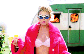 Su bien hoa cua Taylor Swift hinh anh