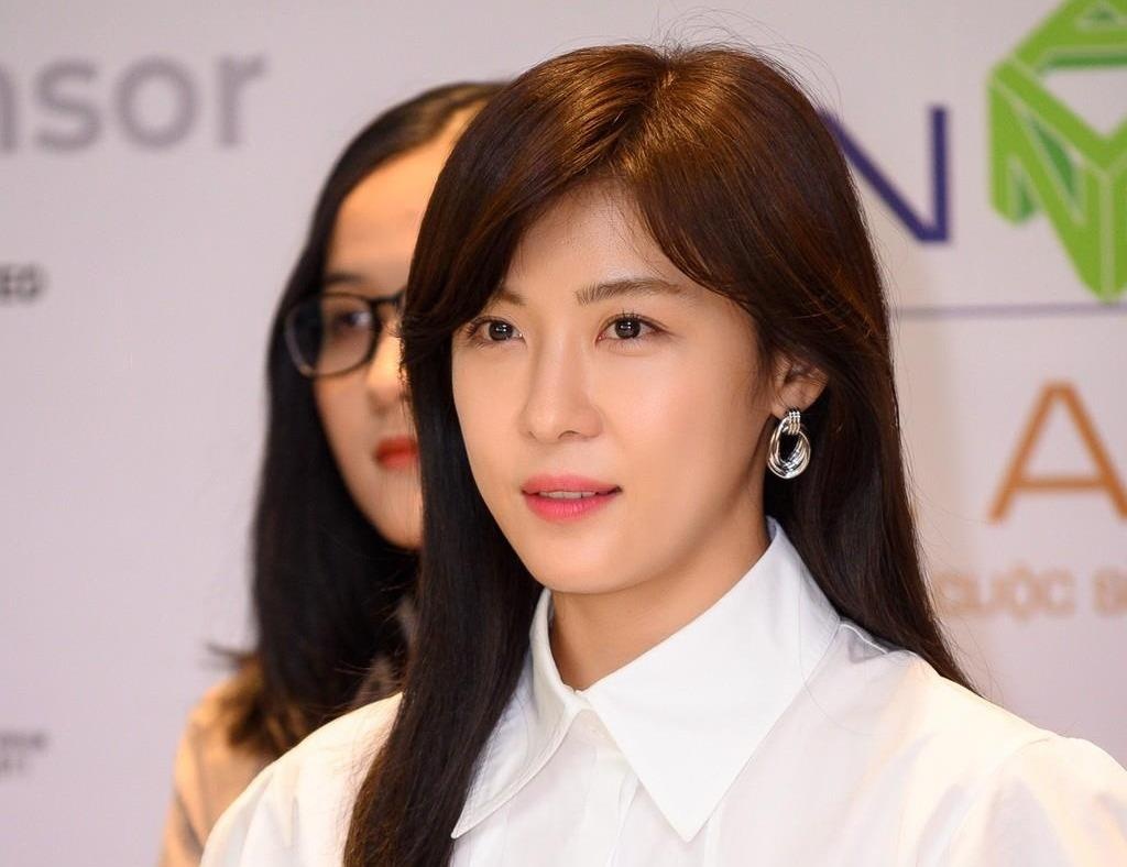 'Hoang hau Ki' Ha Ji Won: 'Toi muon dua gia dinh toi Viet Nam choi' hinh anh
