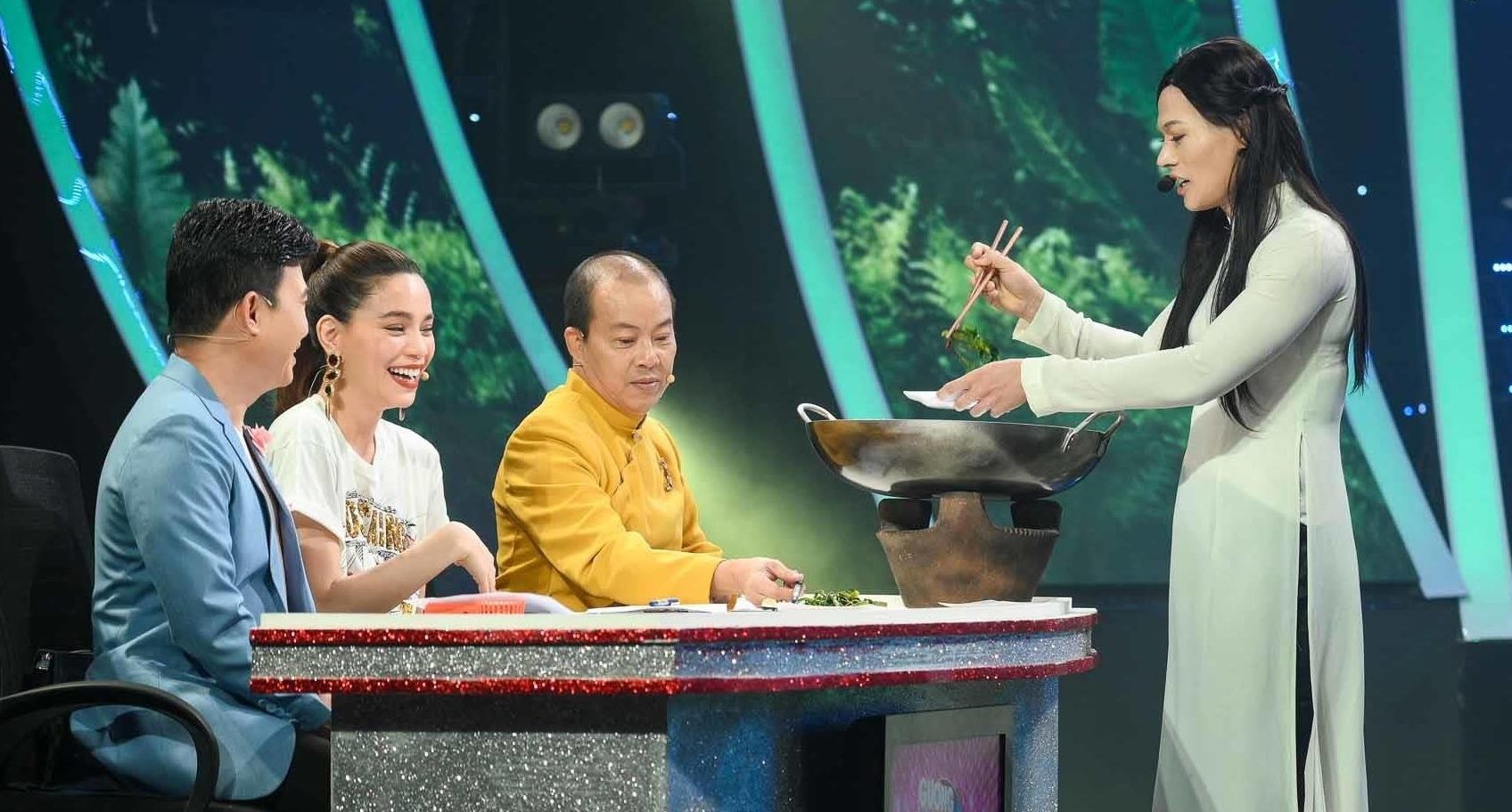 'My Tam phien ban nam' gay cuoi vi dien canh xao rau muong hinh anh