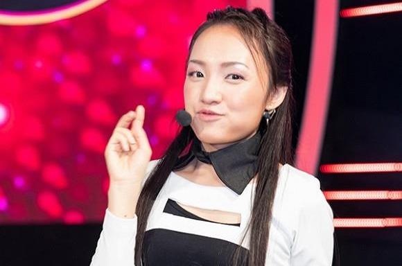 Nhat Thuy gia cung luc 3 giong cua nhom HAT hinh anh