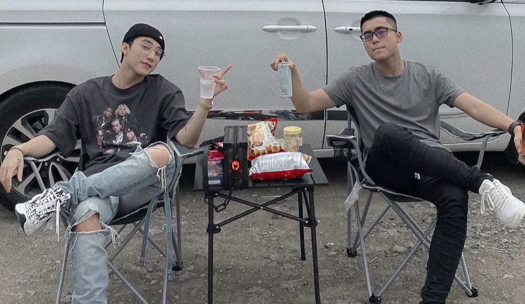 em trai em gai nguoi noi tieng anh 4